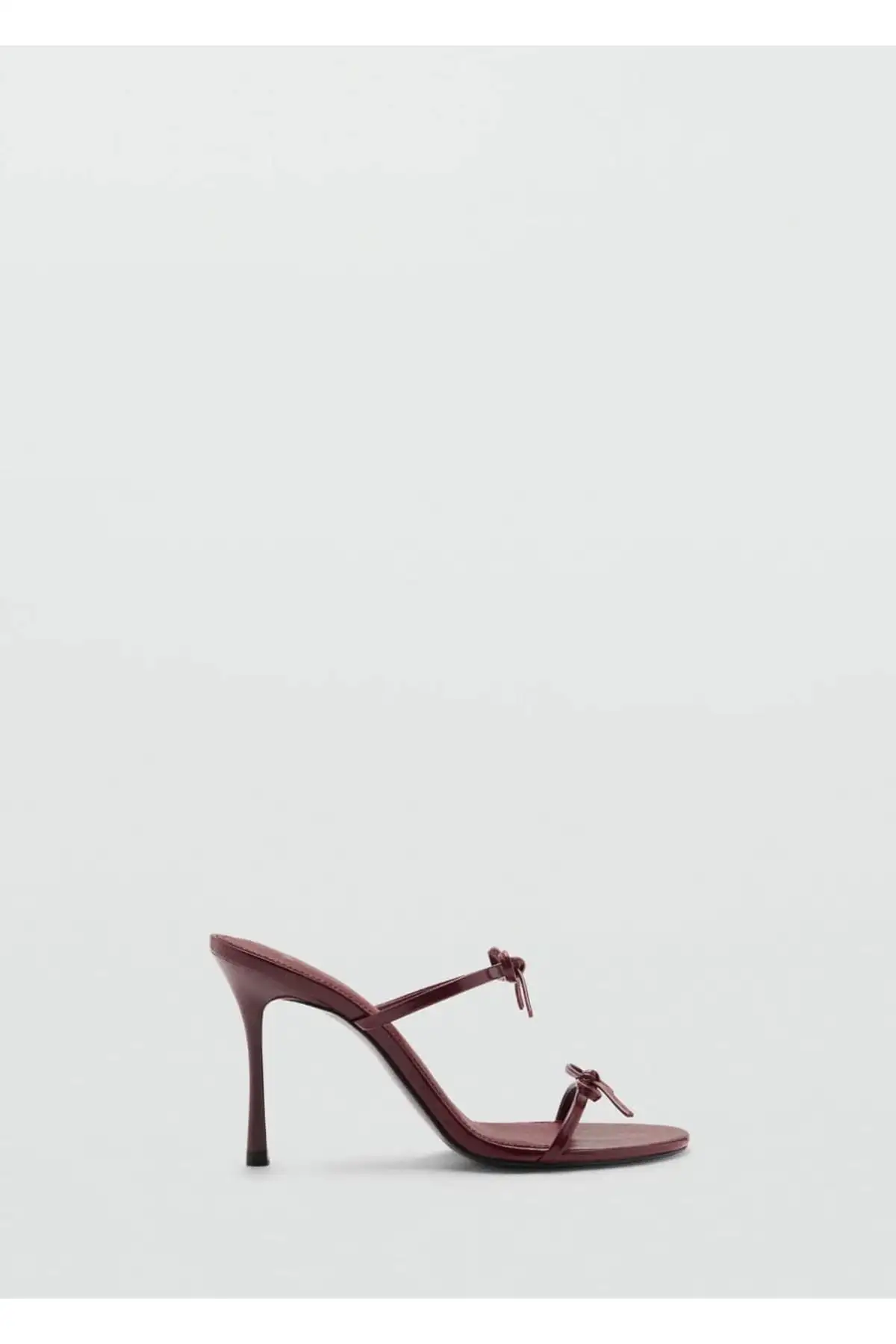 کفش صندل زنانه با جزئیات بنددار برند MANGO - 7435