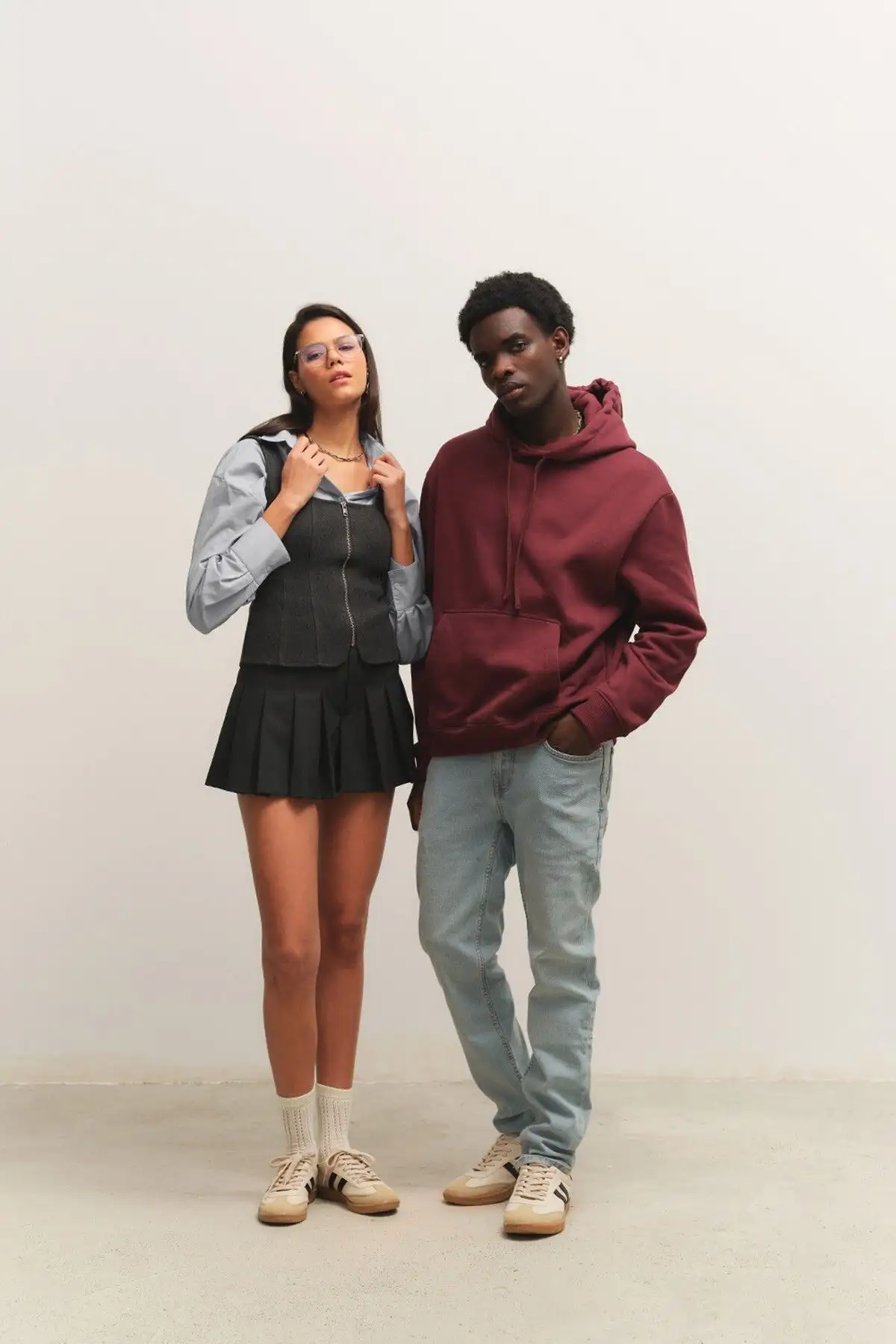 کفش ورزشی روزمره  اسپرت گوردون اورتوپدیک  با ضمانت و بنددار برای پیادهروی و دویدن برند Muggo - 7459 کفش ورزشی روزمره اسپرت گوردون اورتوپدیک با ضمانت و بنددار برای پیادهروی و دویدن برند Muggo - 7459