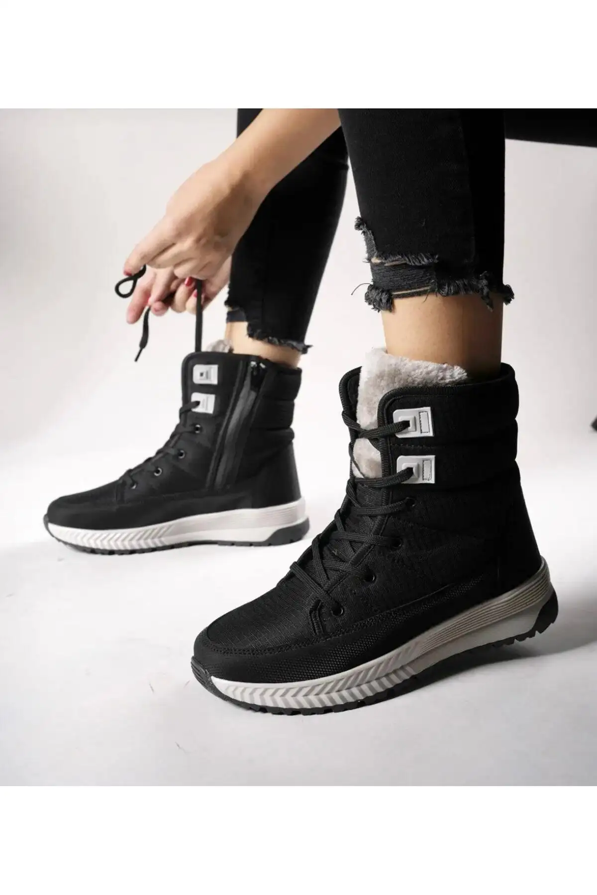 بوت و نیم بوت زنانه چکمه برفی  با زیپ  داخل پشمی برند Alves - 8353 بوت و نیم بوت زنانه چکمه برفی با زیپ داخل پشمی برند Alves - 8353