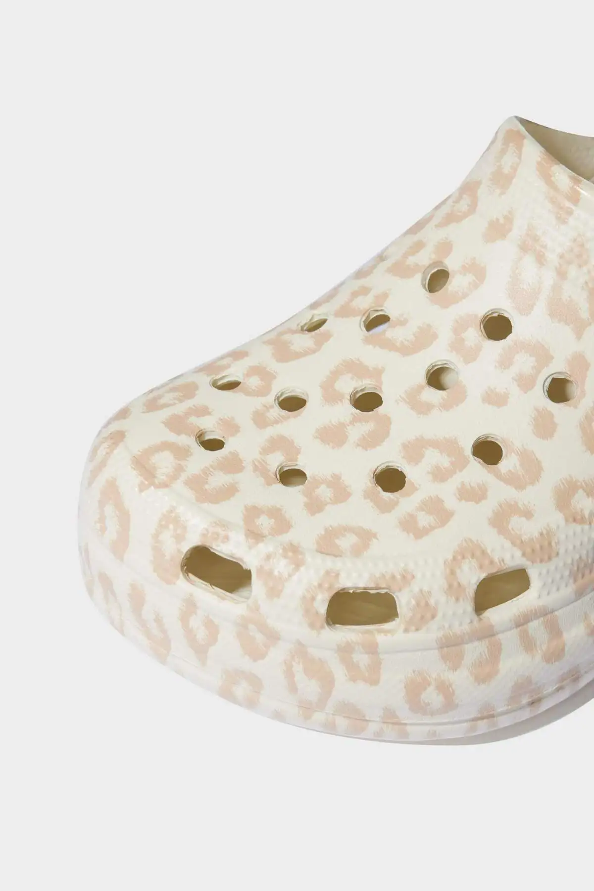 کفش صندل زنانه سندل EVA با زیره ضخیم و طرح پلنگی  مدل D8948AX25SM برند Defacto - 8257 کفش صندل زنانه سندل EVA با زیره ضخیم و طرح پلنگی مدل D8948AX25SM برند Defacto - 8257