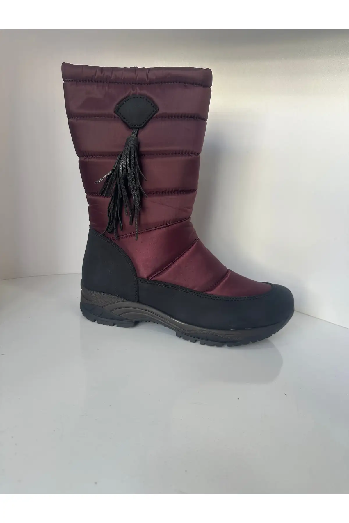 بوت و نیم بوت زنانه کفش بارانی خزدار ضد آب با زیپ برند TAŞKINÖZ AYAKKABI - 8374 بوت و نیم بوت زنانه کفش بارانی خزدار ضد آب با زیپ برند TAŞKINÖZ AYAKKABI - 8374