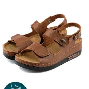 کفش صندل زنانه طبی با کفی آناتومیک و دو بند چسبی با قفل پشتی مناسب استفاده روزمره برند Roy Jones - 8234