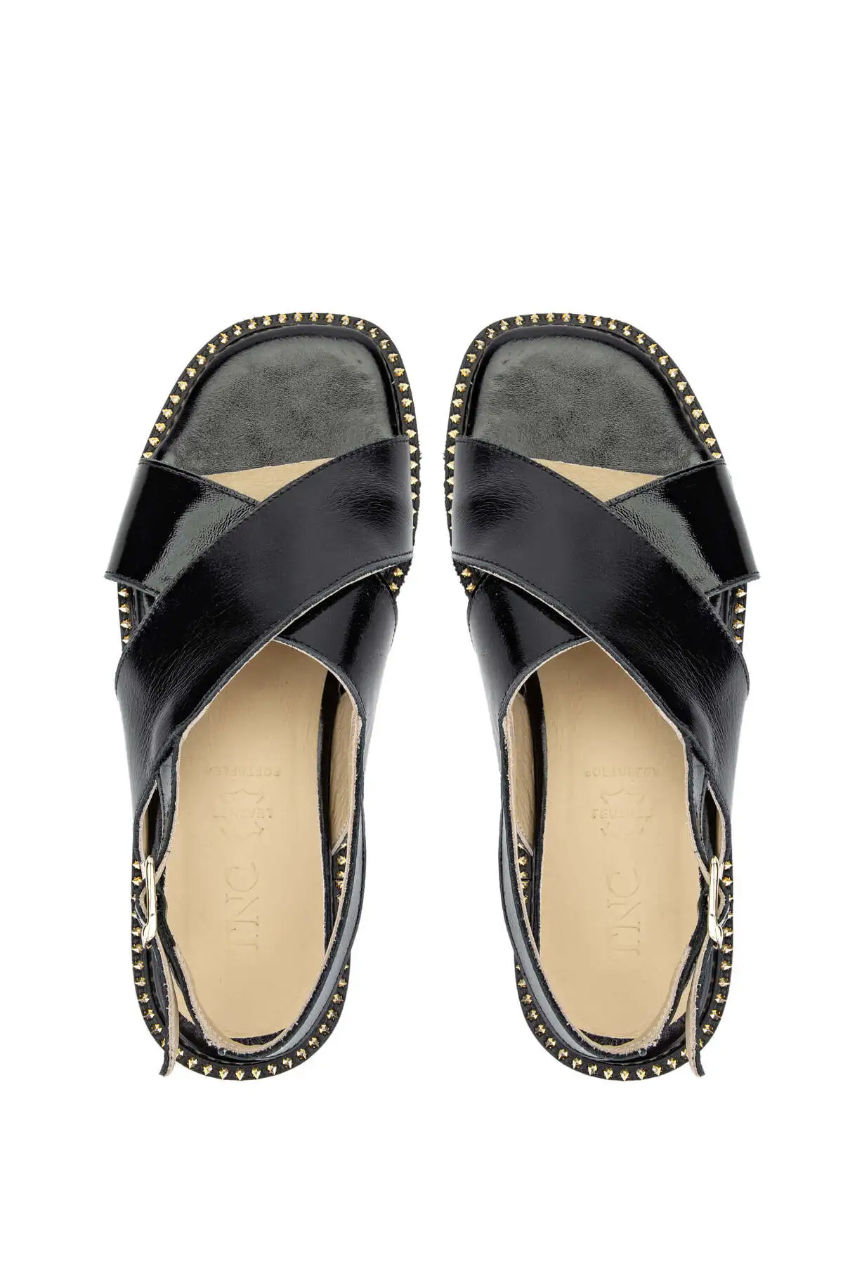 کفش صندل زنانه تخت با رویه چرم طبیعی مشکی براق برند Tamer Tanca - 8223