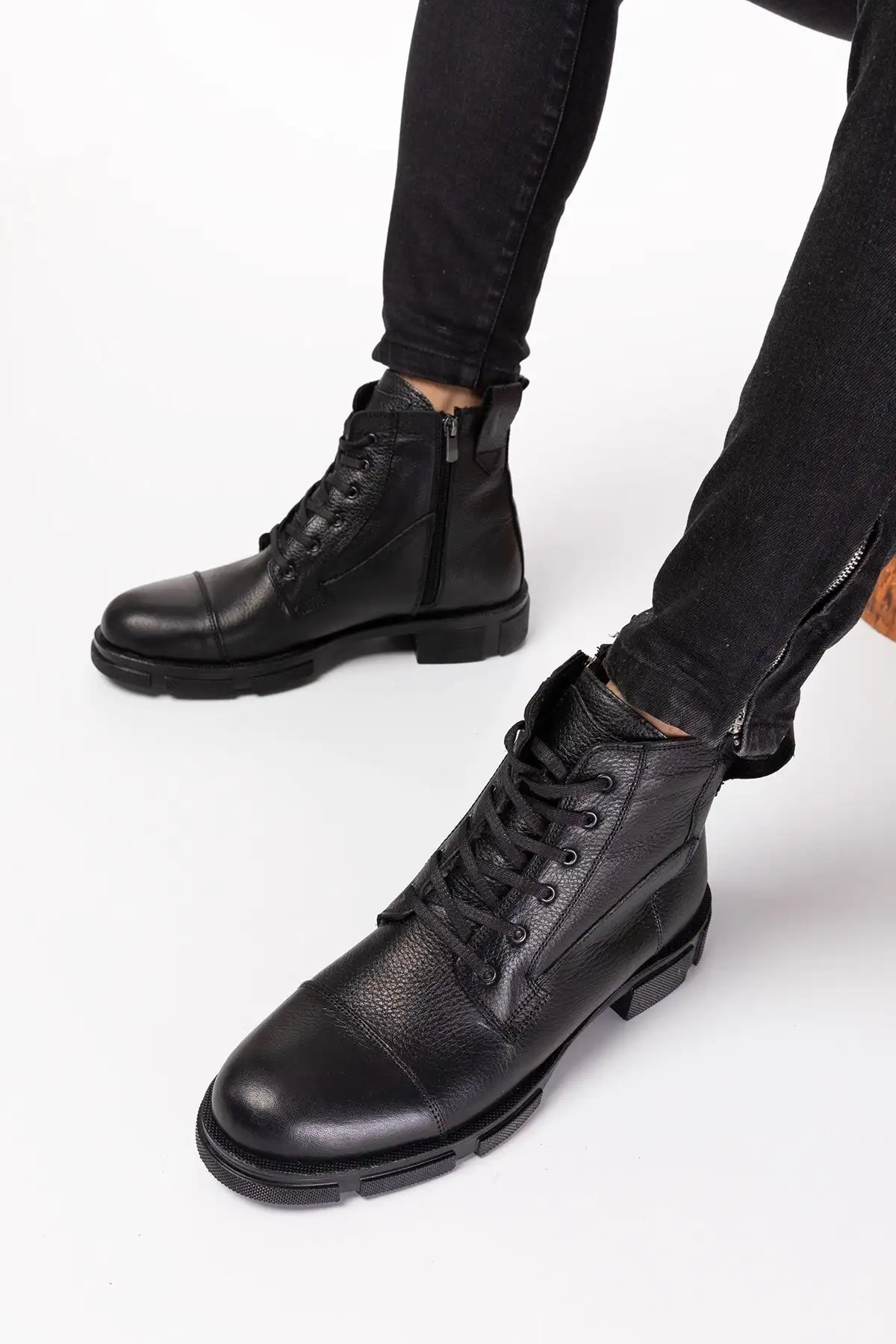 بوت مردانه  چرمی واقعی با داخلی پشمی ضد آب و ضد سرما برند depderi - 7600 بوت مردانه چرمی واقعی با داخلی پشمی ضد آب و ضد سرما برند depderi - 7600