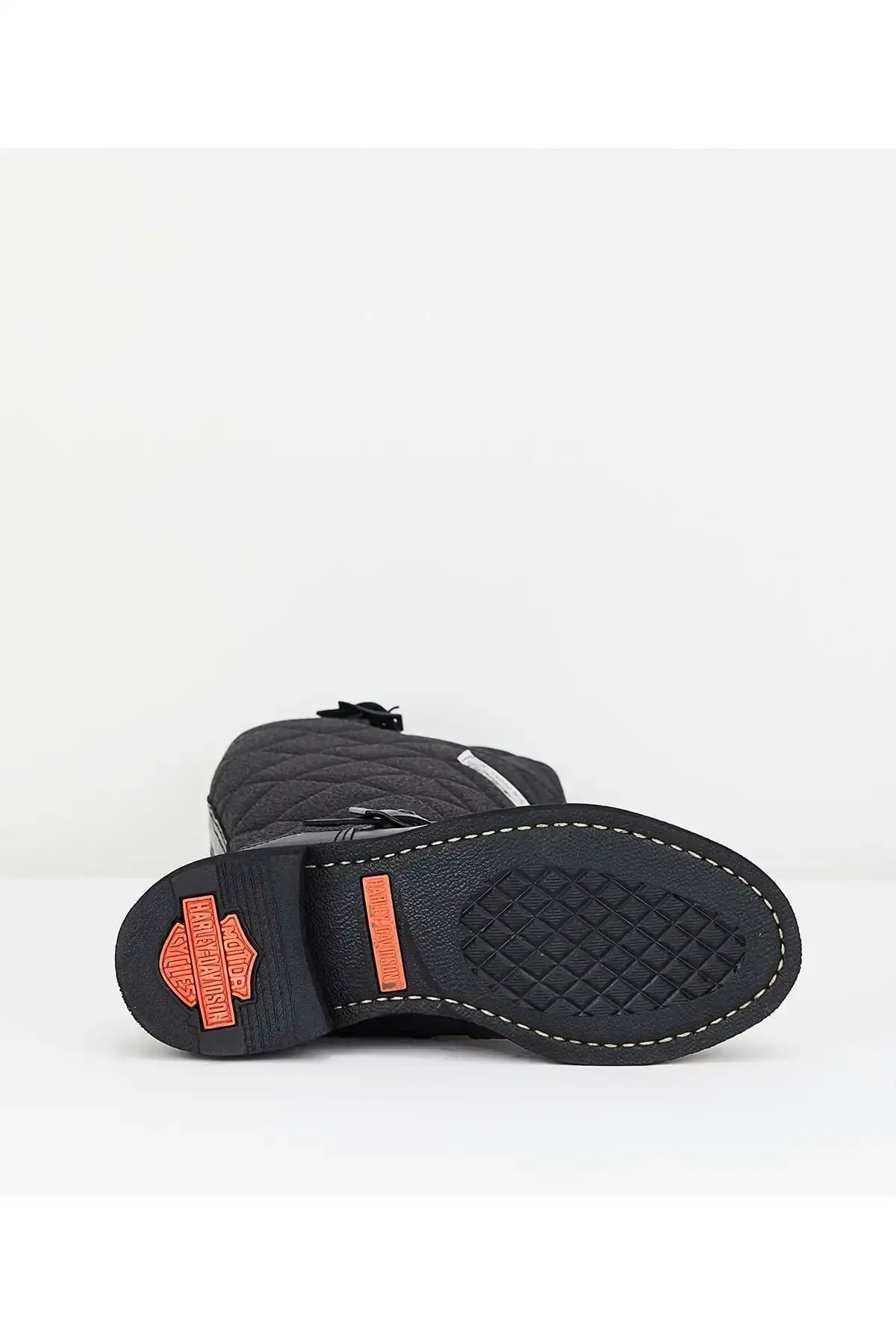 بوت و نیم بوت زنانه چکمه چرمی  لاکنیا - مشکی برند Harley Davidson - 7564 بوت و نیم بوت زنانه چکمه چرمی لاکنیا - مشکی برند Harley Davidson - 7564