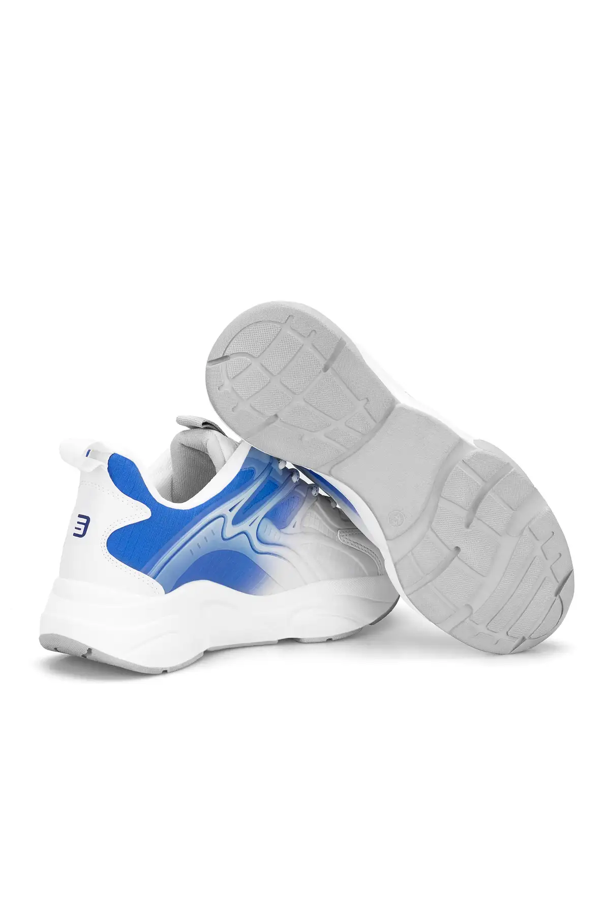 کفش سایز بزرگ مردانه  ورزشی سفید و آبی DS STORM مخصوص همه جنسیتها برند Dark Seer - 7897 کفش سایز بزرگ مردانه ورزشی سفید و آبی DS STORM مخصوص همه جنسیتها برند Dark Seer - 7897