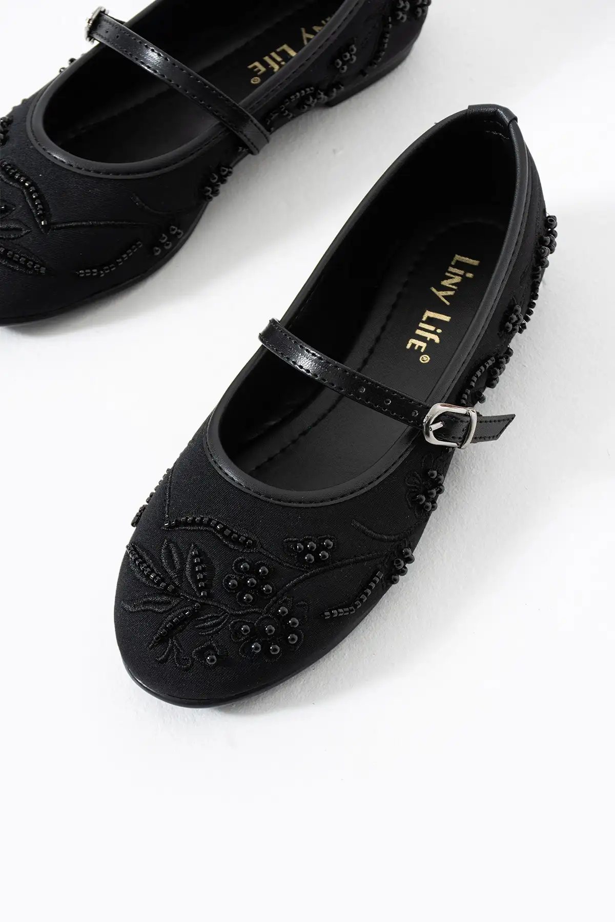 کفش تخت زنانه بافت گلدار با جزئیات مروارید مدل میلان برای خانمها برند Bufu - 8315 کفش تخت زنانه بافت گلدار با جزئیات مروارید مدل میلان برای خانمها برند Bufu - 8315