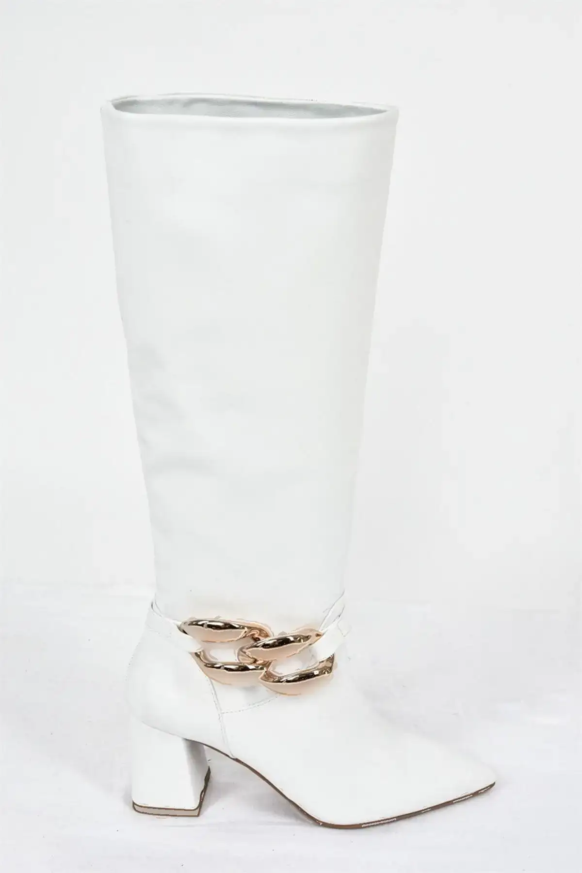 بوت و نیم بوت زنانه چکمه  پاشنه دار سفید کد L572951009 برند Fox Shoes - 8097 بوت و نیم بوت زنانه چکمه پاشنه دار سفید کد L572951009 برند Fox Shoes - 8097