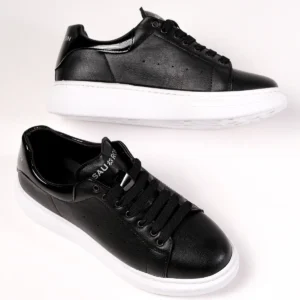 کفش سایز بزرگ مردانه ورزشی روزمره مک‌کویین استایل با کف سفید و رنگ مشکی شماره 310 برند pumant - 7867