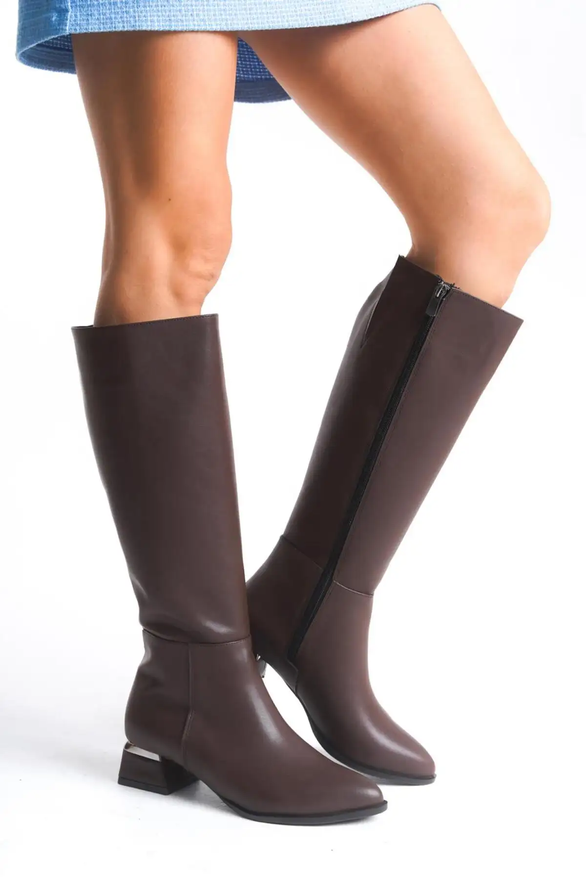 بوت و نیم بوت زنانه چکمههای پاشنهدار نکتیز زیپدار  برند AYS SHOES - 7563 بوت و نیم بوت زنانه چکمههای پاشنهدار نکتیز زیپدار برند AYS SHOES - 7563