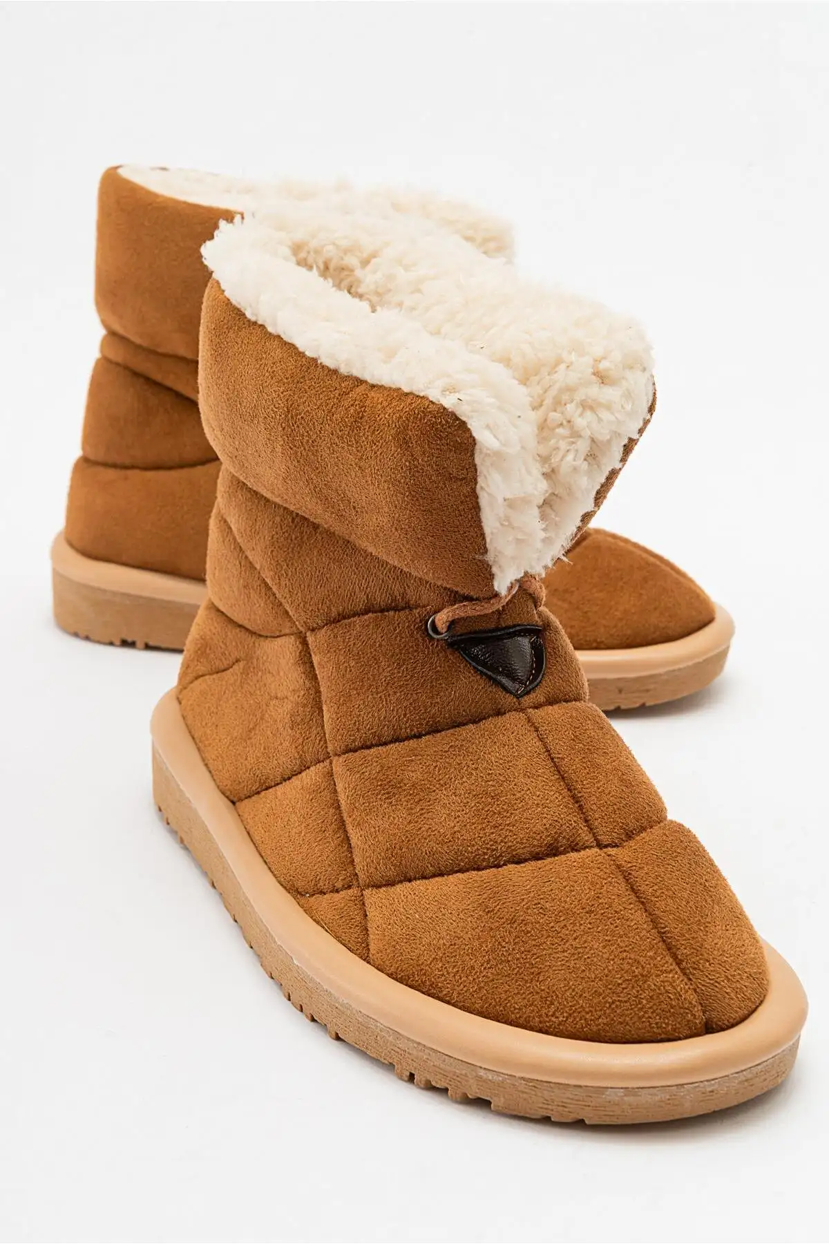 بوت و نیم بوت زنانه   با کفی ضد لغزش - چرم سئدی قههای برند Ccway - 7714 بوت و نیم بوت زنانه با کفی ضد لغزش - چرم سئدی قههای برند Ccway - 7714