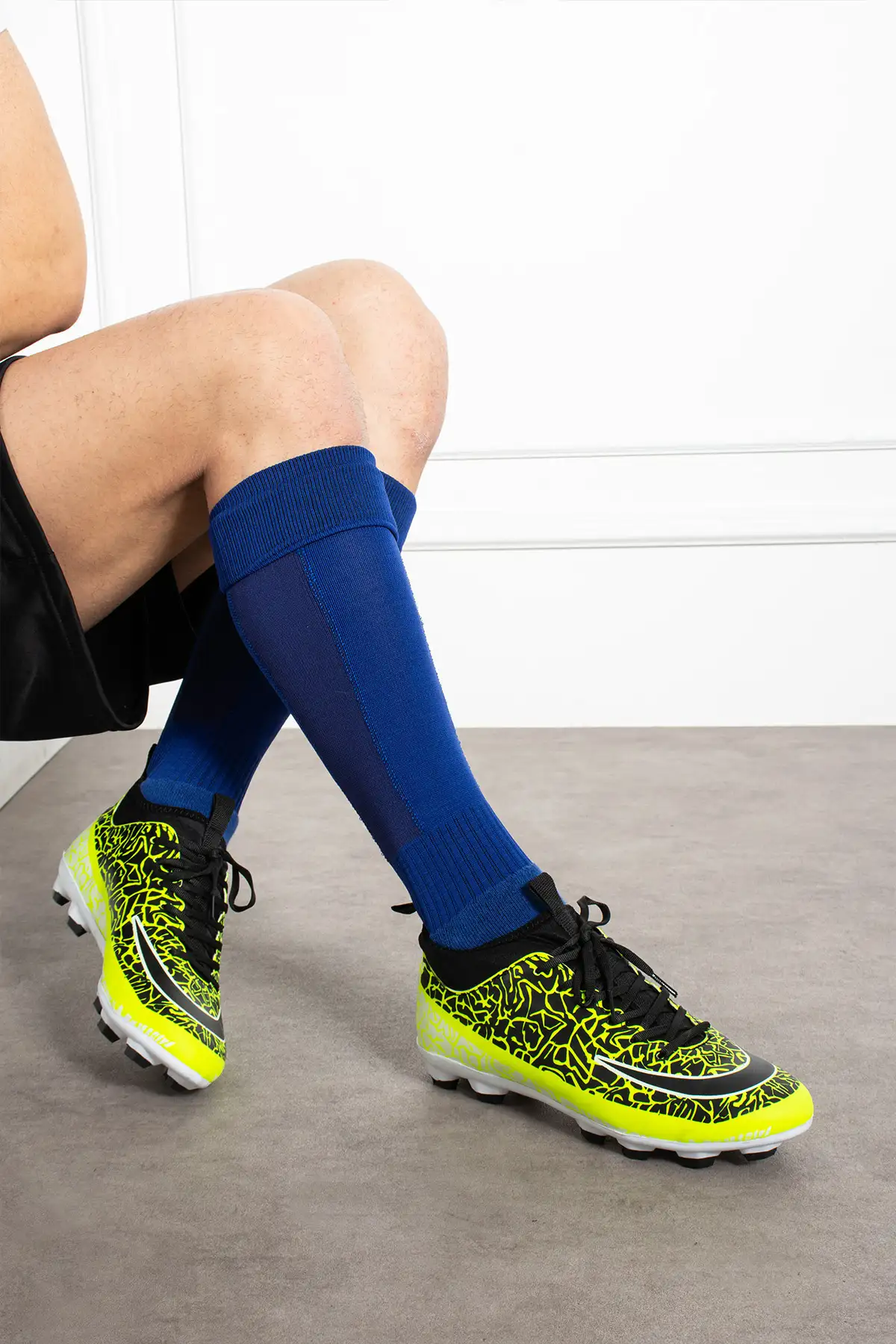 کفش اسپرت مردانه فوتبال مروارید با جوراب مچ‌دار سبز و سیاه برند lord's ayakkabı - 7730