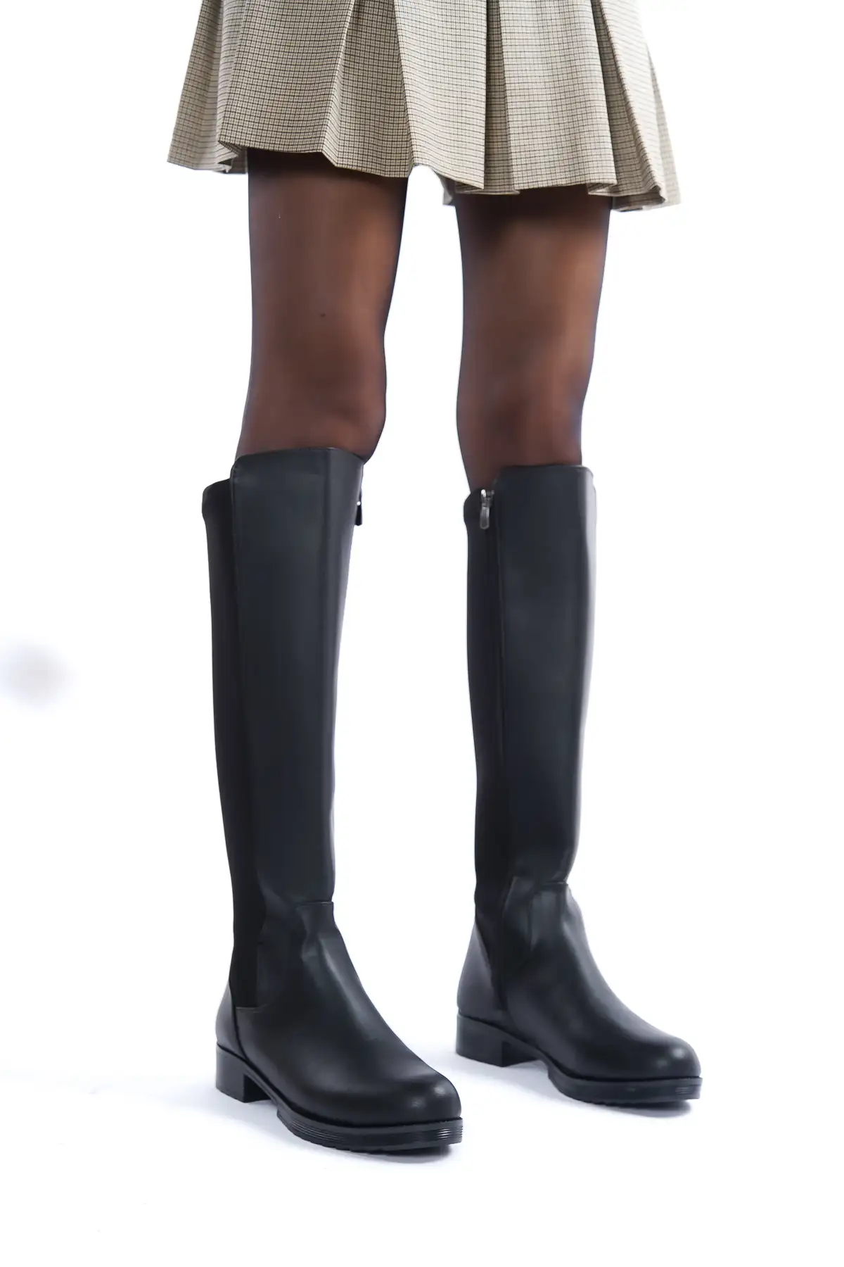 چکمه زنانه مشکی از پارچه دالگچ تا زیر زانو برند Öncerler Ayakkabı - 7552 چکمه زنانه مشکی از پارچه دالگچ تا زیر زانو برند Öncerler Ayakkabı - 7552