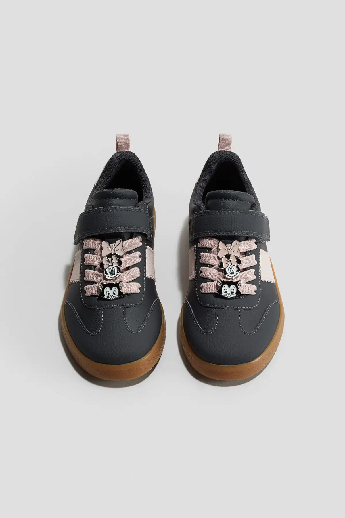 کفش بچگانه  ورزشی برند H&M - 7927 کفش بچگانه ورزشی برند H&M - 7927