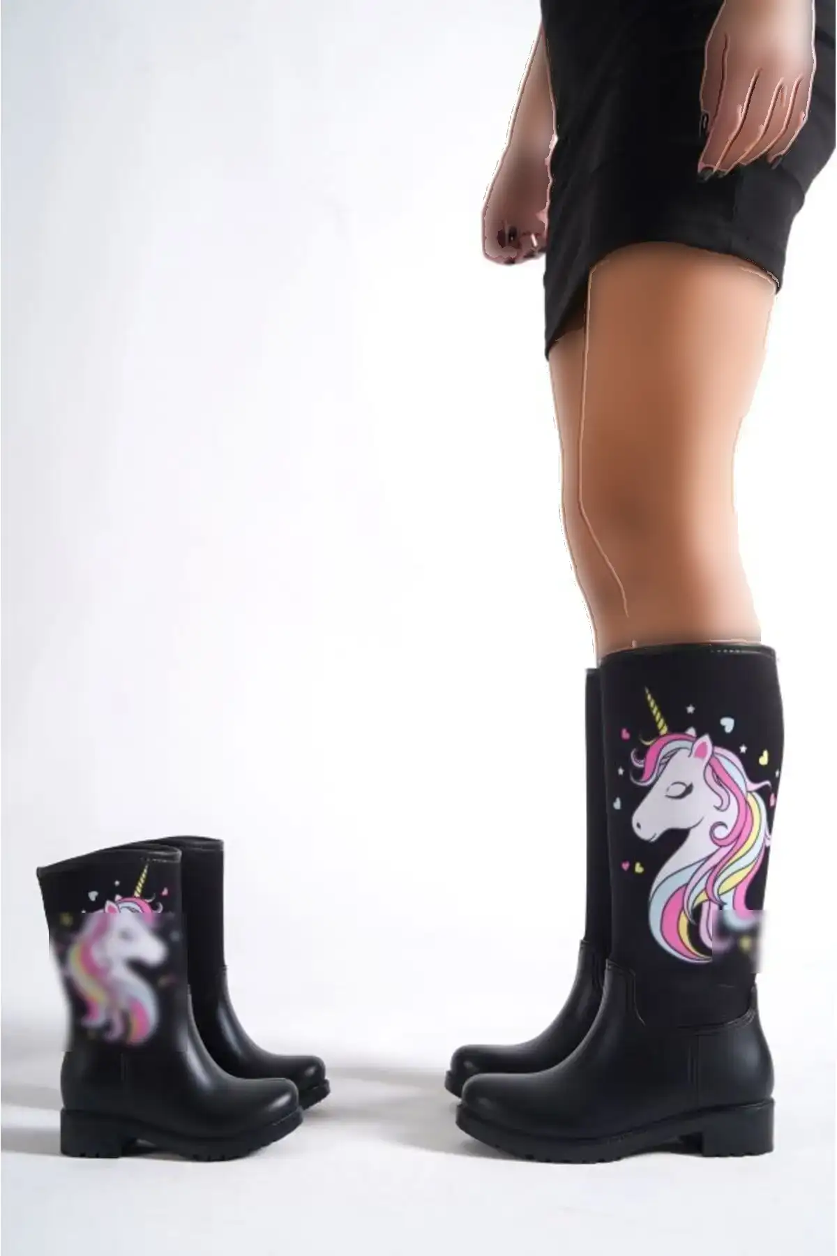 بوت بچگانه کفش بارانی دخترانه با طرح اسب تک شاخ و پشم نرم و ضد آب برند Sea&Blue - 7620 بوت بچگانه کفش بارانی دخترانه با طرح اسب تک شاخ و پشم نرم و ضد آب برند Sea&Blue - 7620