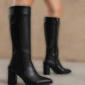 بوت و نیم‌ بوت زنانه چکمه بلند چرم مشکی با پاشنه بلند زیپ برند Halloween - 7576