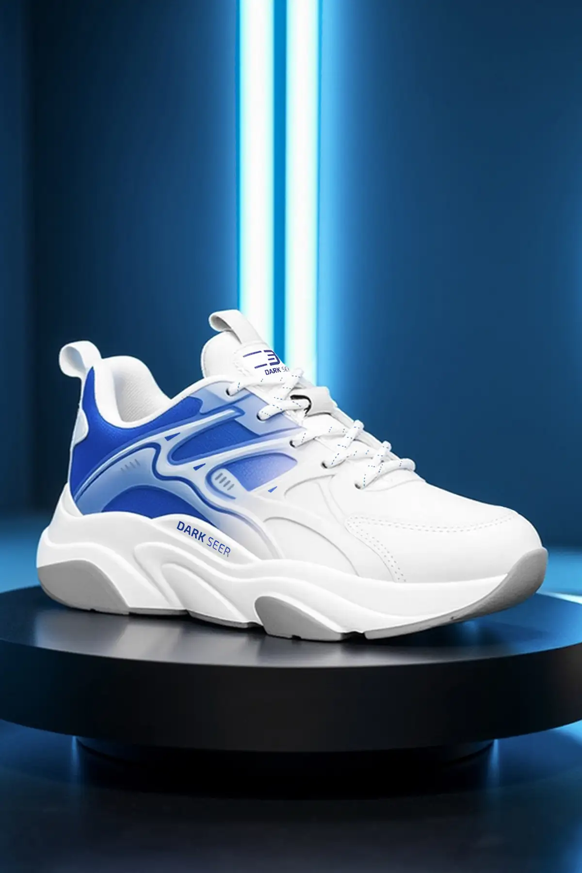 کفش سایز بزرگ مردانه  ورزشی سفید و آبی DS STORM مخصوص همه جنسیتها برند Dark Seer - 7897 کفش سایز بزرگ مردانه ورزشی سفید و آبی DS STORM مخصوص همه جنسیتها برند Dark Seer - 7897