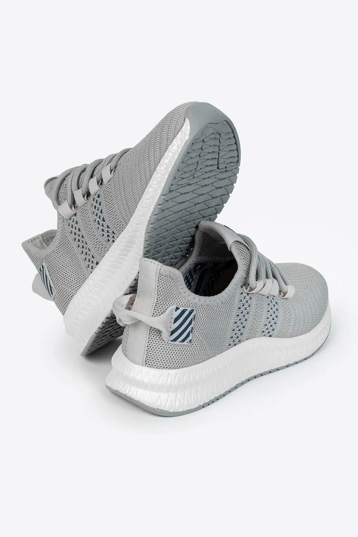 کفش کتانی زنانه  ورزشی روزمره یونیسکس برند LETOON - 7950 کفش کتانی زنانه ورزشی روزمره یونیسکس برند LETOON - 7950