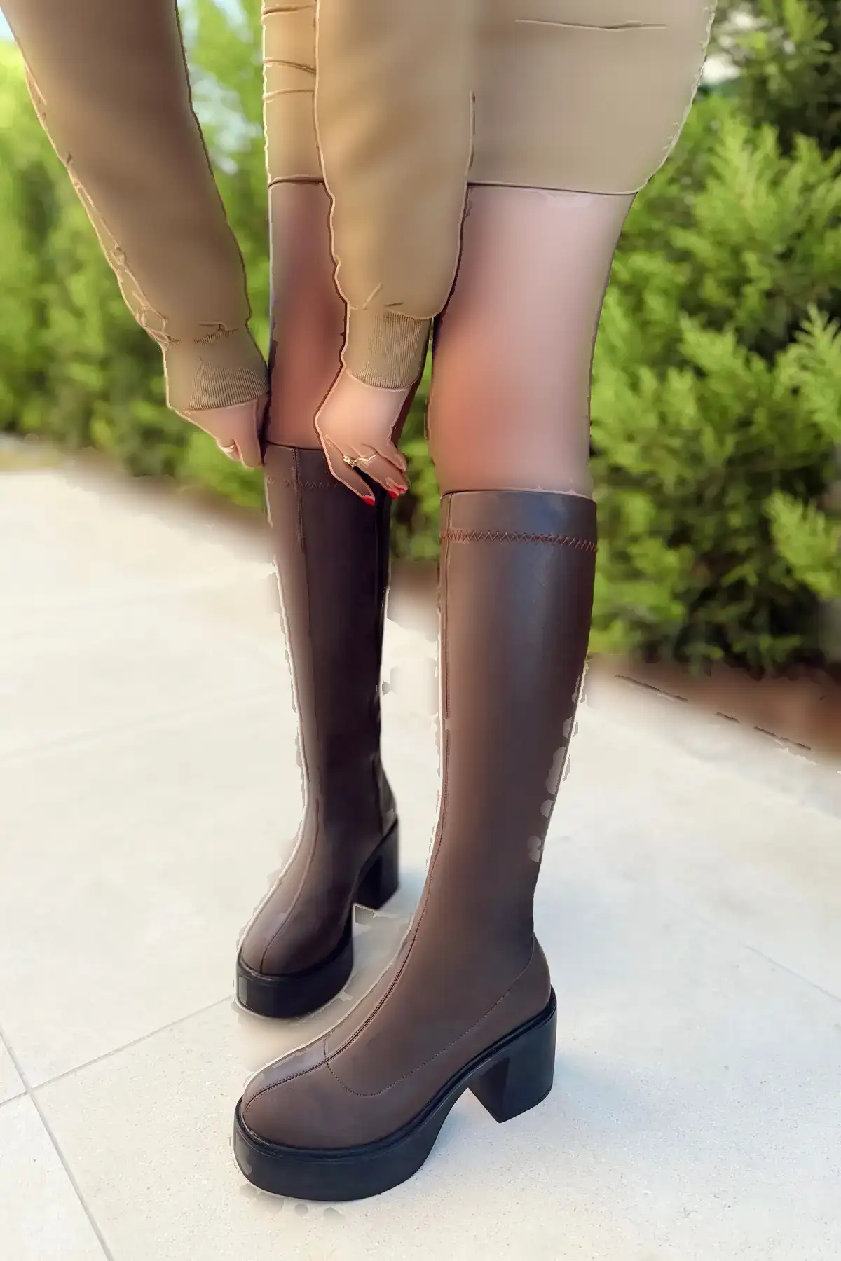 بوت و نیم بوت زنانه ی  پلتفرم دکراتی پاستل با ساقه کتاه  رنگ قههای مات برند POLKA STORE - 7768 بوت و نیم بوت زنانه ی پلتفرم دکراتی پاستل با ساقه کتاه رنگ قههای مات برند POLKA STORE - 7768