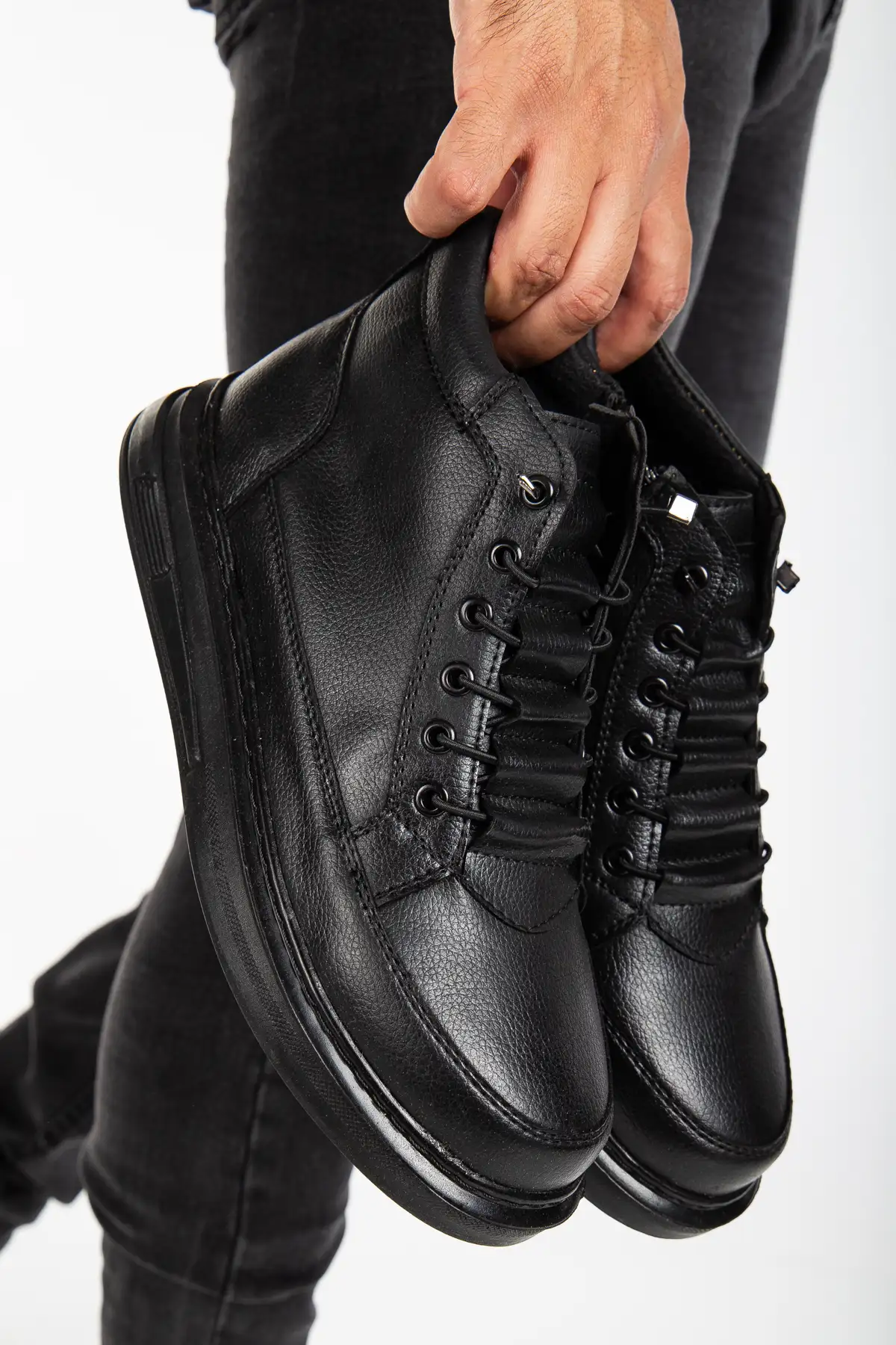 کفش سایز بزرگ مردانه بوت روزمره  مشکی قابل پوشیدن آسان برند BY ERG SHOES - 7859 کفش سایز بزرگ مردانه بوت روزمره مشکی قابل پوشیدن آسان برند BY ERG SHOES - 7859