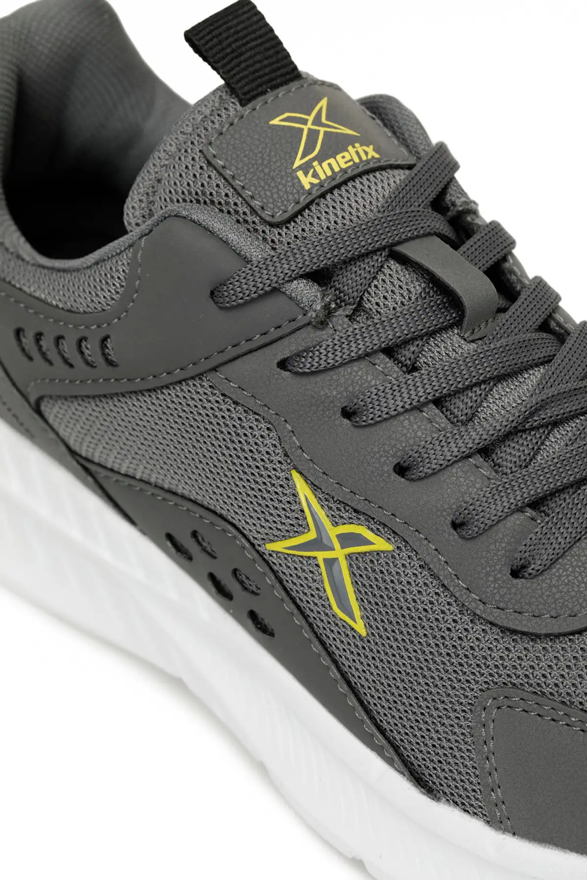 کفش اسپرت مردانه دویدن Foster Tx 5fx خاکستری برند Kinetix - 8023 کفش اسپرت مردانه دویدن Foster Tx 5fx خاکستری برند Kinetix - 8023