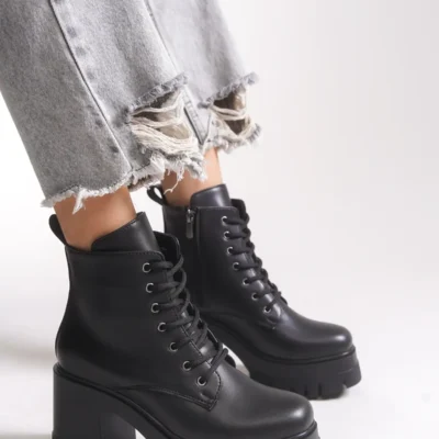 بوت و نیم‌ بوت زنانه Bot پاشنه‌دار نانر ۰۰۱۲۵۰۴ سیاه چرم برند Riccon - 7749