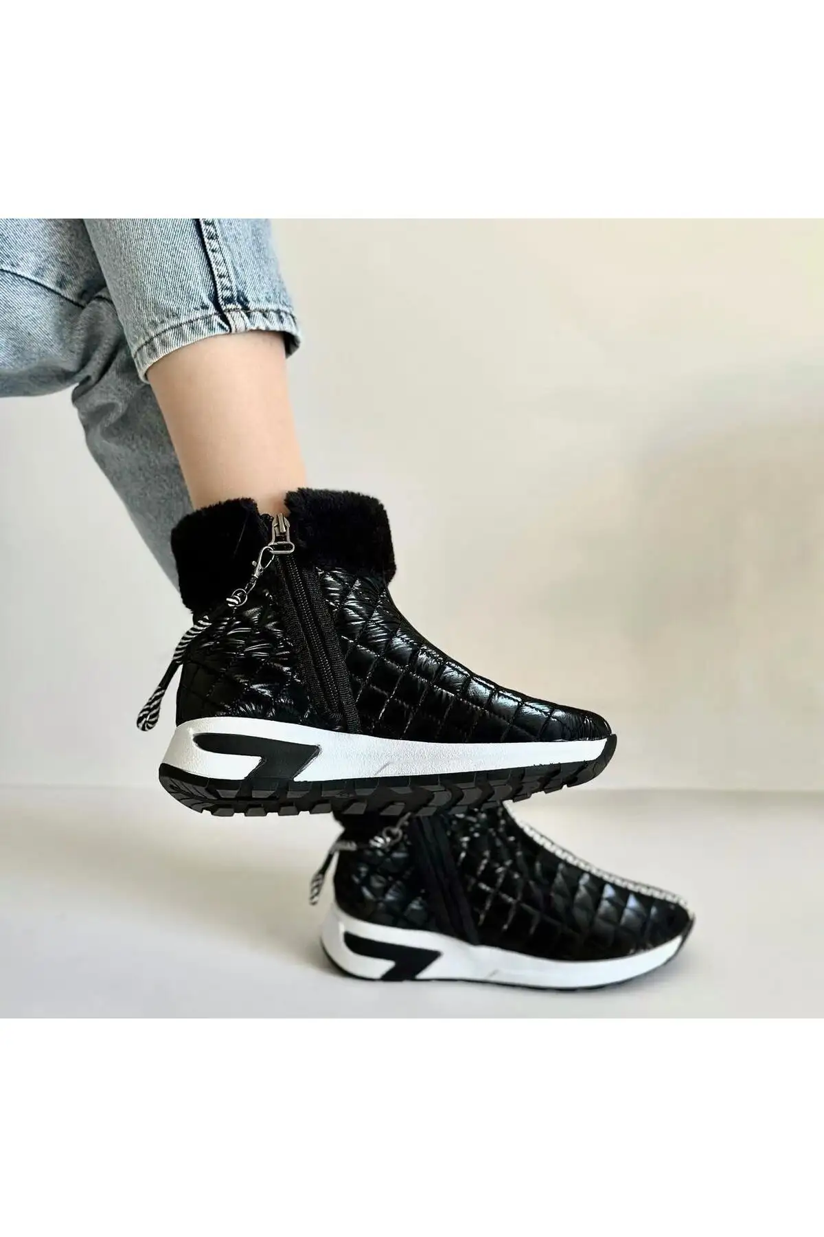 بوت و نیم بوت زنانه  رزمره  با آستر پشمی برند LABRONA - 7667 بوت و نیم بوت زنانه رزمره با آستر پشمی برند LABRONA - 7667