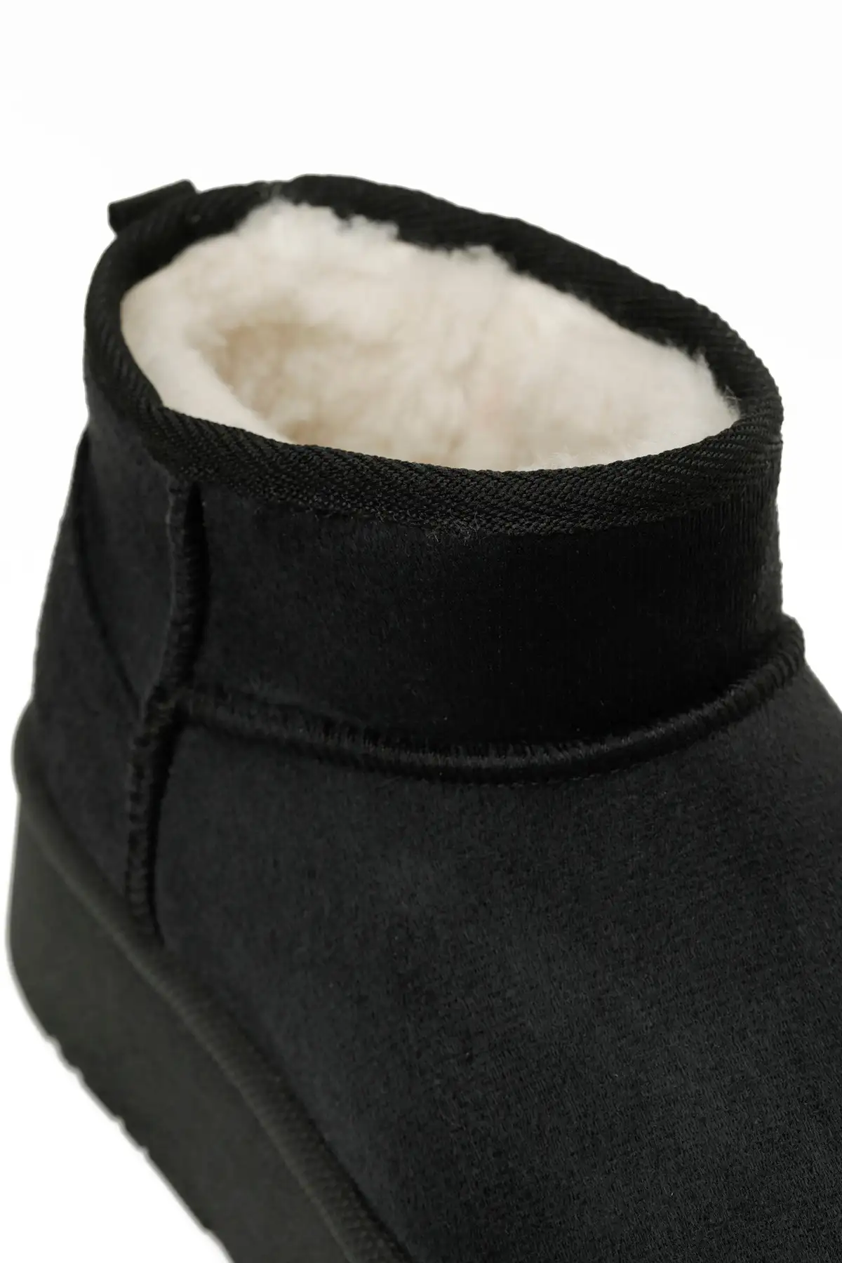 بوت و نیم بوت زنانه  برفی  مشکی 4PR مدل 24K-1030 برند Butigo - 7683 بوت و نیم بوت زنانه برفی مشکی 4PR مدل 24K-1030 برند Butigo - 7683