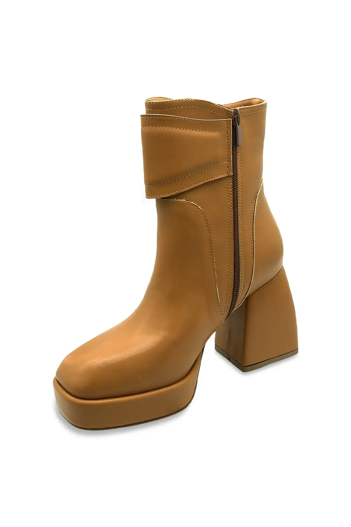 بوت و نیم بوت زنانه پلتفرم پاشنه بلند تکا با جزئیات برند DUYGUSHOESBAG - 7797 بوت و نیم بوت زنانه پلتفرم پاشنه بلند تکا با جزئیات برند DUYGUSHOESBAG - 7797