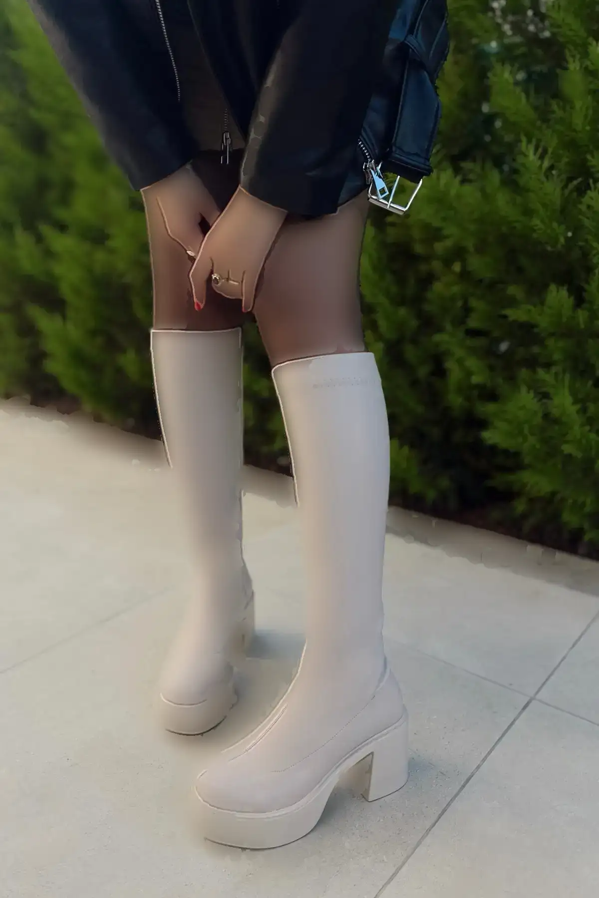 بوت و نیم بوت زنانه ی  پلتفرم با پاشنه بلند در رنگ بژ کِرِم مات از جنس چرم مصنعی برند POLKA STORE - 7784 بوت و نیم بوت زنانه ی پلتفرم با پاشنه بلند در رنگ بژ کِرِم مات از جنس چرم مصنعی برند POLKA STORE - 7784