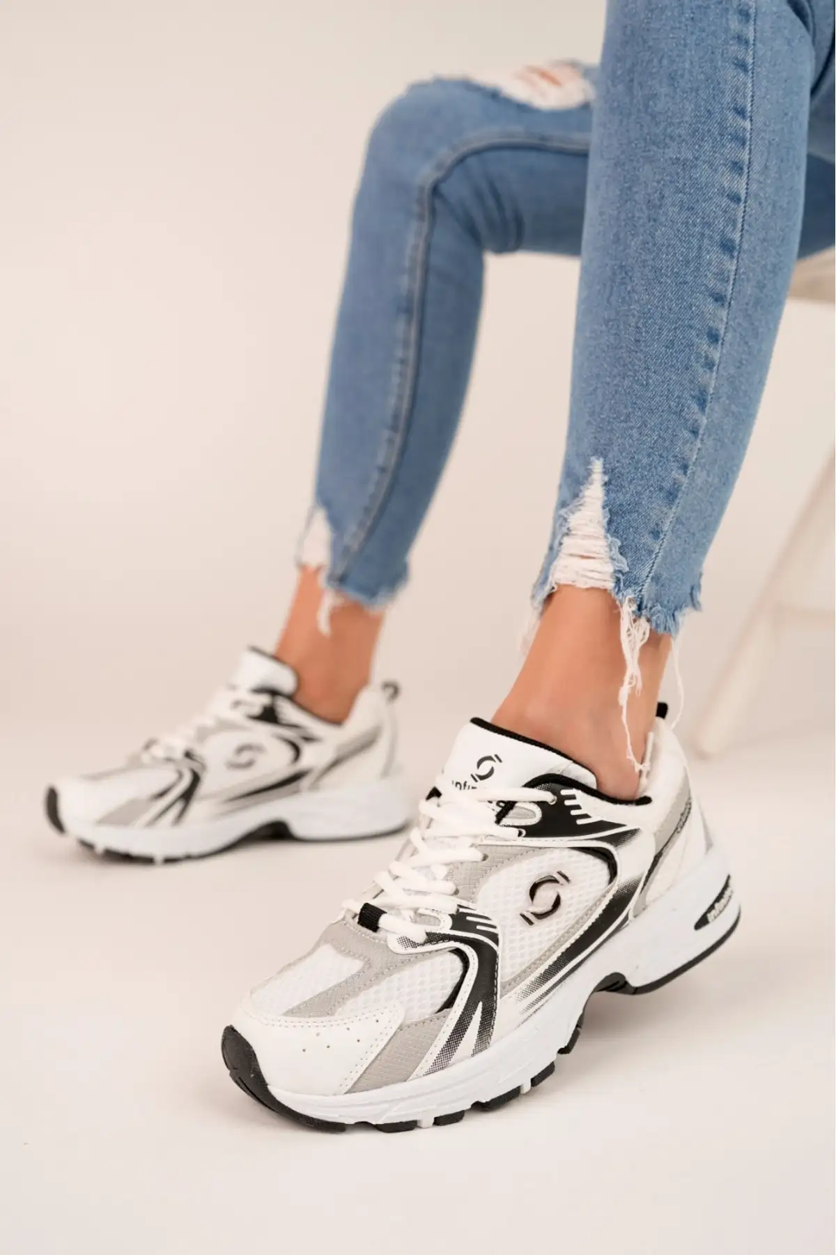 کفش کتانی زنانه 530  ورزشی ارگونومیک triko برای زنان، مردان و یونیسکس، مناسب برای پیادهروی و استفاده روزمره برند infinite8 - 7721 کفش کتانی زنانه 530 ورزشی ارگونومیک triko برای زنان، مردان و یونیسکس، مناسب برای پیادهروی و استفاده روزمره برند infinite8 - 7721