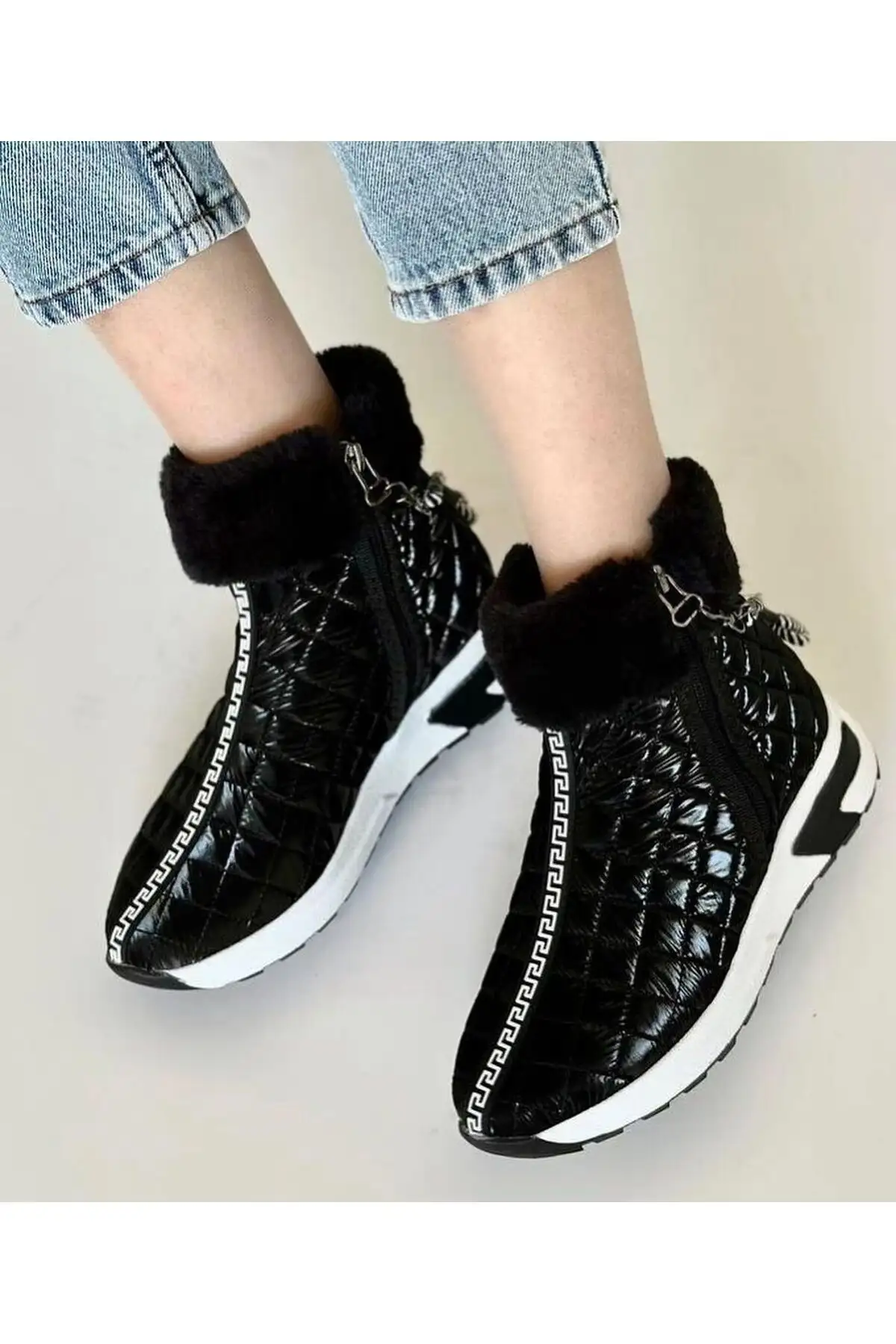 بوت و نیم بوت زنانه  رزمره  با آستر پشمی برند LABRONA - 7667 بوت و نیم بوت زنانه رزمره با آستر پشمی برند LABRONA - 7667