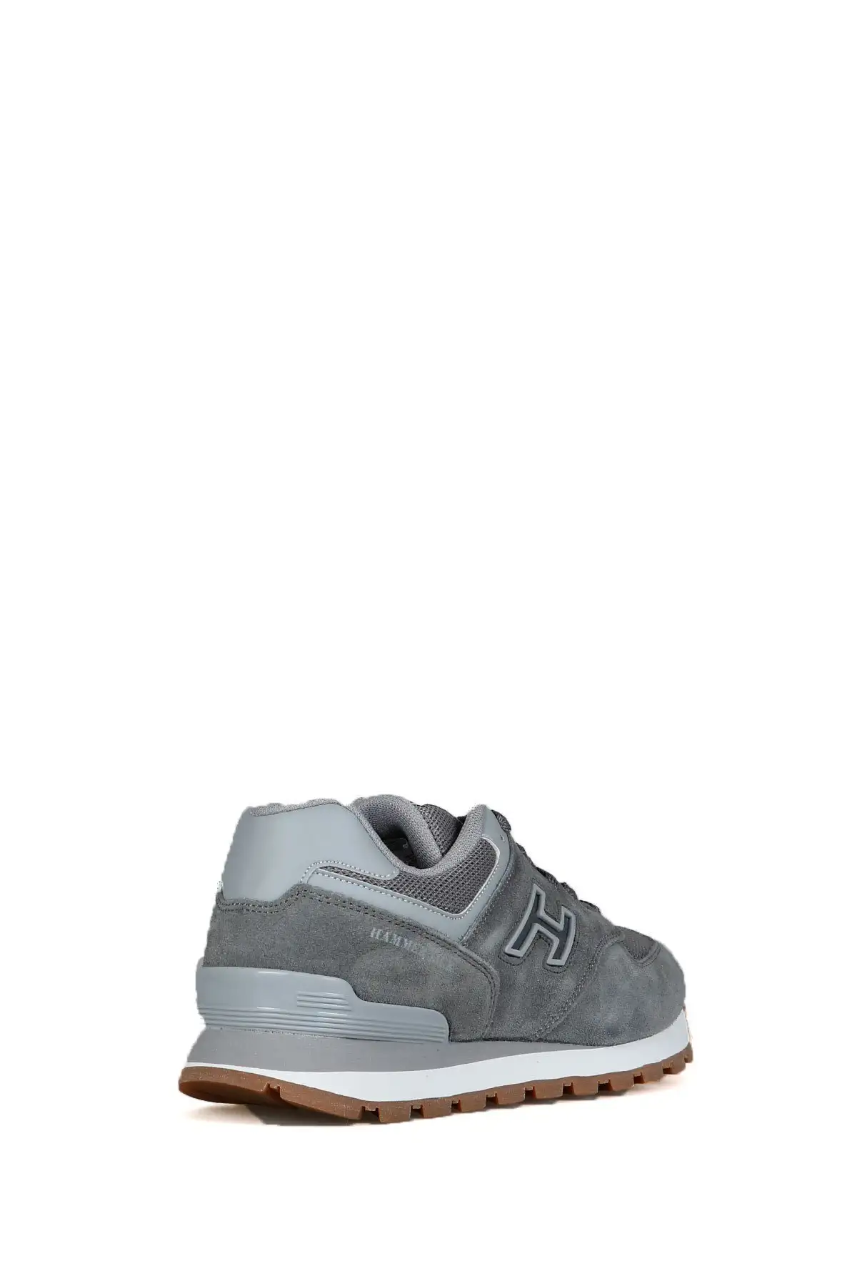 کفش اسپرت مردانه  ورزشی زنانه مدل "چیله" با رویه چرم طبیعی و زیره گِرِپ رنگ خاکستری برند Hammer Jack - 8035 کفش اسپرت مردانه ورزشی زنانه مدل "چیله" با رویه چرم طبیعی و زیره گِرِپ رنگ خاکستری برند Hammer Jack - 8035