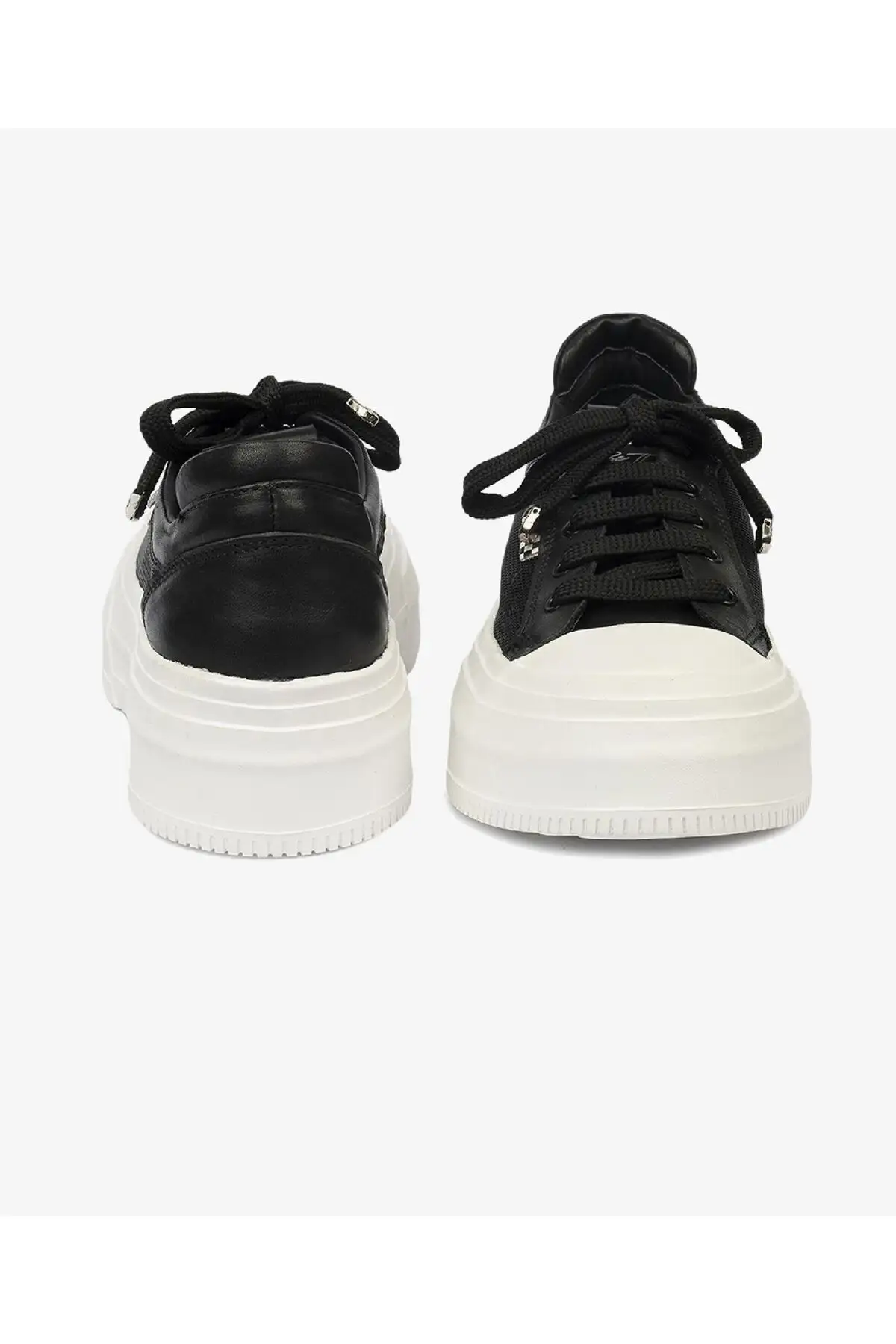 کفش کتانی زنانه  اسنیکر  مشکی از چرم طبیعی ۴Y2SA33390 برند Greyder - 7970 کفش کتانی زنانه اسنیکر مشکی از چرم طبیعی ۴Y2SA33390 برند Greyder - 7970