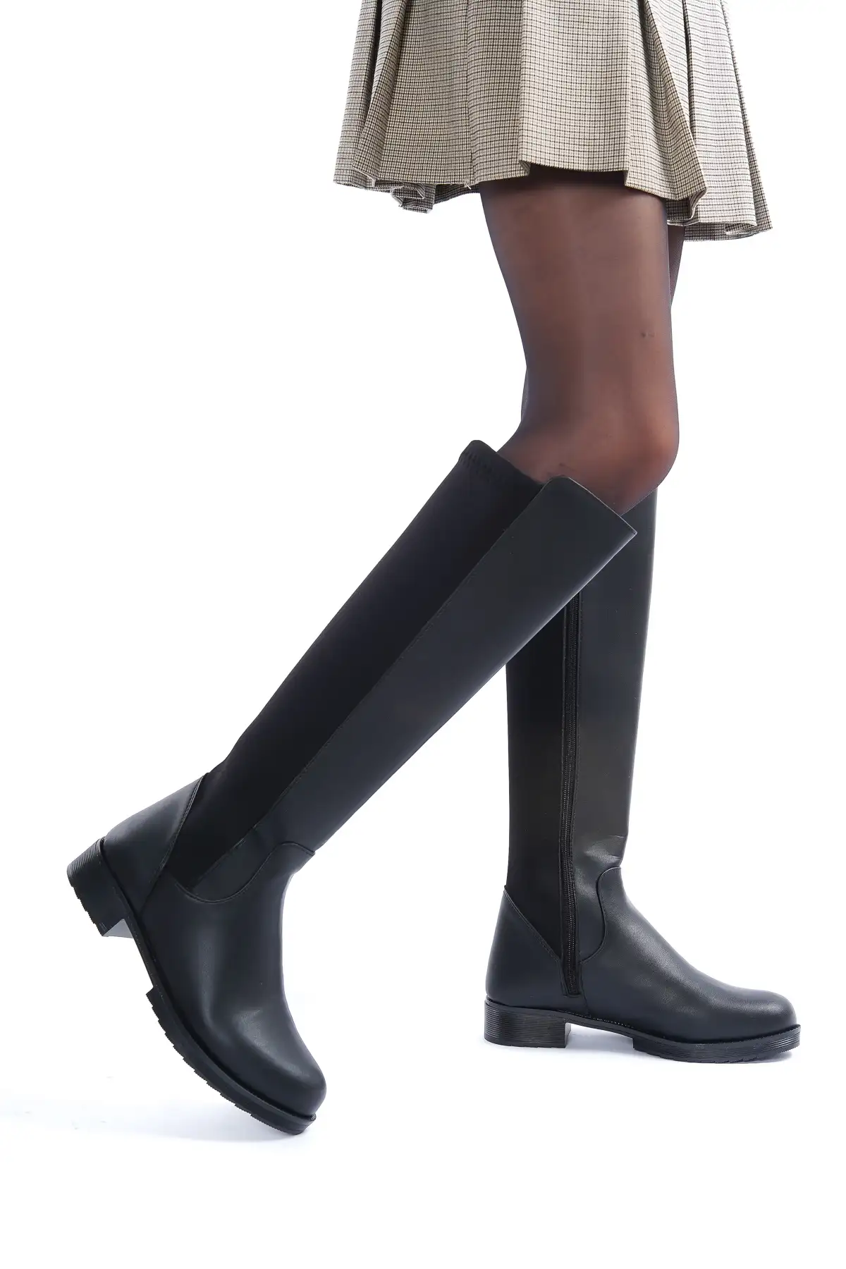 چکمه زنانه مشکی از پارچه دالگچ تا زیر زانو برند Öncerler Ayakkabı - 7552 چکمه زنانه مشکی از پارچه دالگچ تا زیر زانو برند Öncerler Ayakkabı - 7552