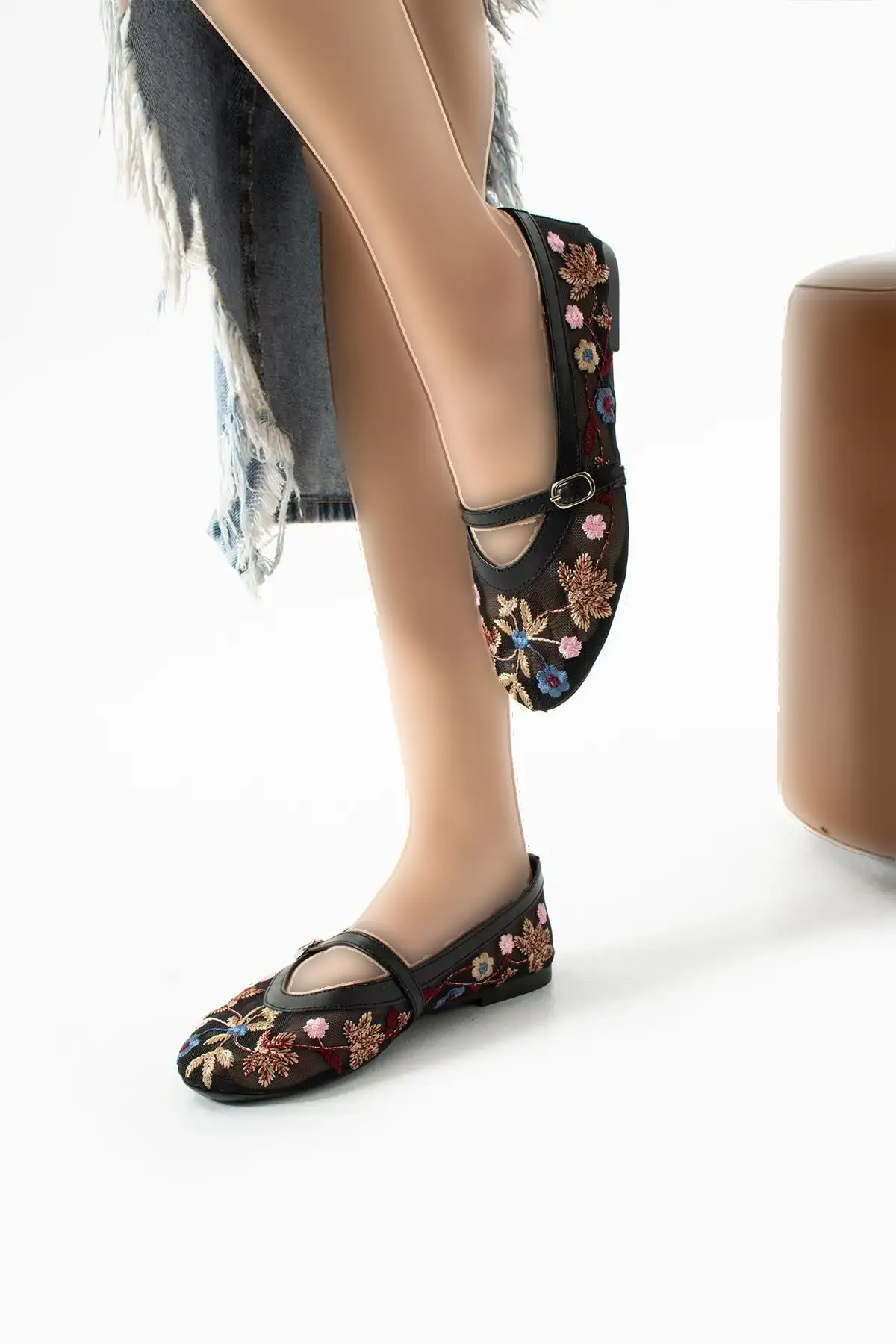 کفش تخت زنانه بامزه سیاه رنگ با پارچه تزیینی لیلیا برند ELAIA SHOES - 8319