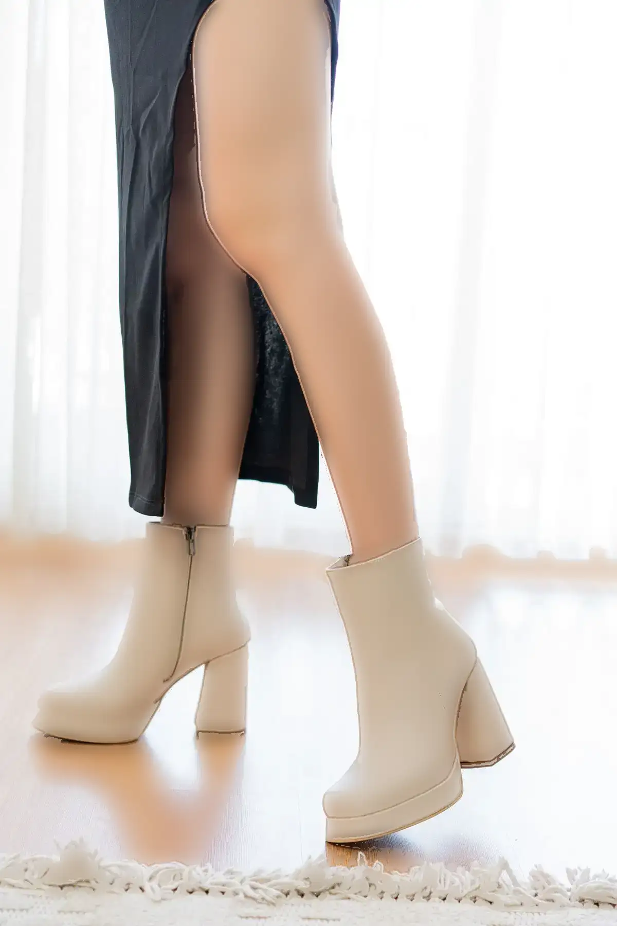 بوت و نیم بوت زنانه کفش  پلتفرم ZZ برند wolfcity - 7786 بوت و نیم بوت زنانه کفش پلتفرم ZZ برند wolfcity - 7786