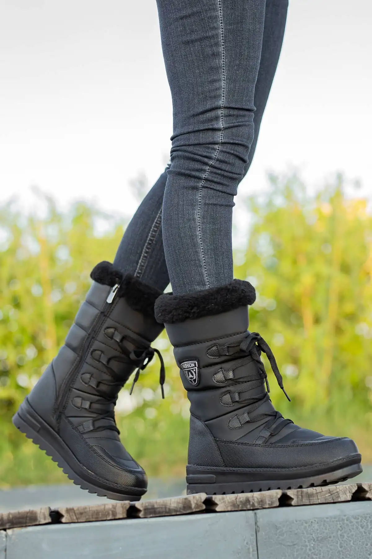 بوت و نیم بوت زنانه  برفی  پشمی مشکی برند Ccway - 7712 بوت و نیم بوت زنانه برفی پشمی مشکی برند Ccway - 7712