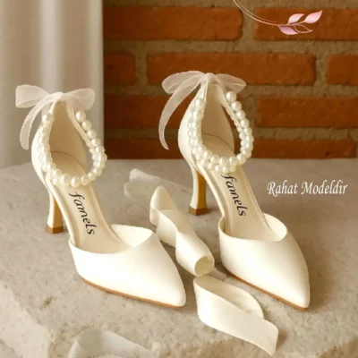 کفش پاشنه‌ بلند زنانه پاشنه ی با مروارید دوگانه، عروسی با مروارید و کلاه، مجلسی برای مراسم شب برند Famels - 7980