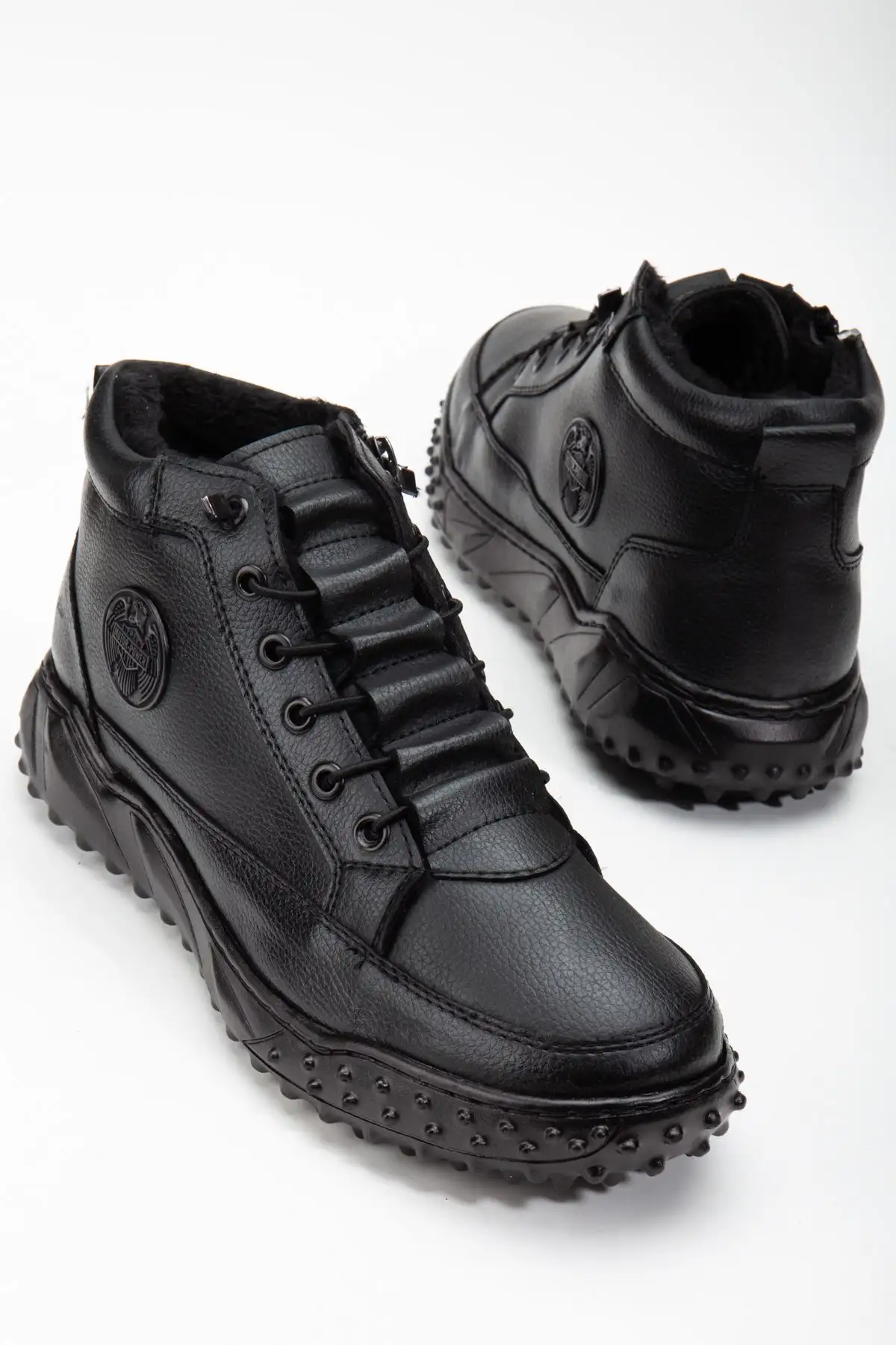 بوت مردانه کفش روزمره مشکی ضد آب با دوخت، تضمین شده، مقاوم در برابر سرما، بادوام و دارای زیره لاستیکی ضد لغزش برند EFNANSHOES - 7586 بوت مردانه کفش روزمره مشکی ضد آب با دوخت، تضمین شده، مقاوم در برابر سرما، بادوام و دارای زیره لاستیکی ضد لغزش برند EFNANSHOES - 7586