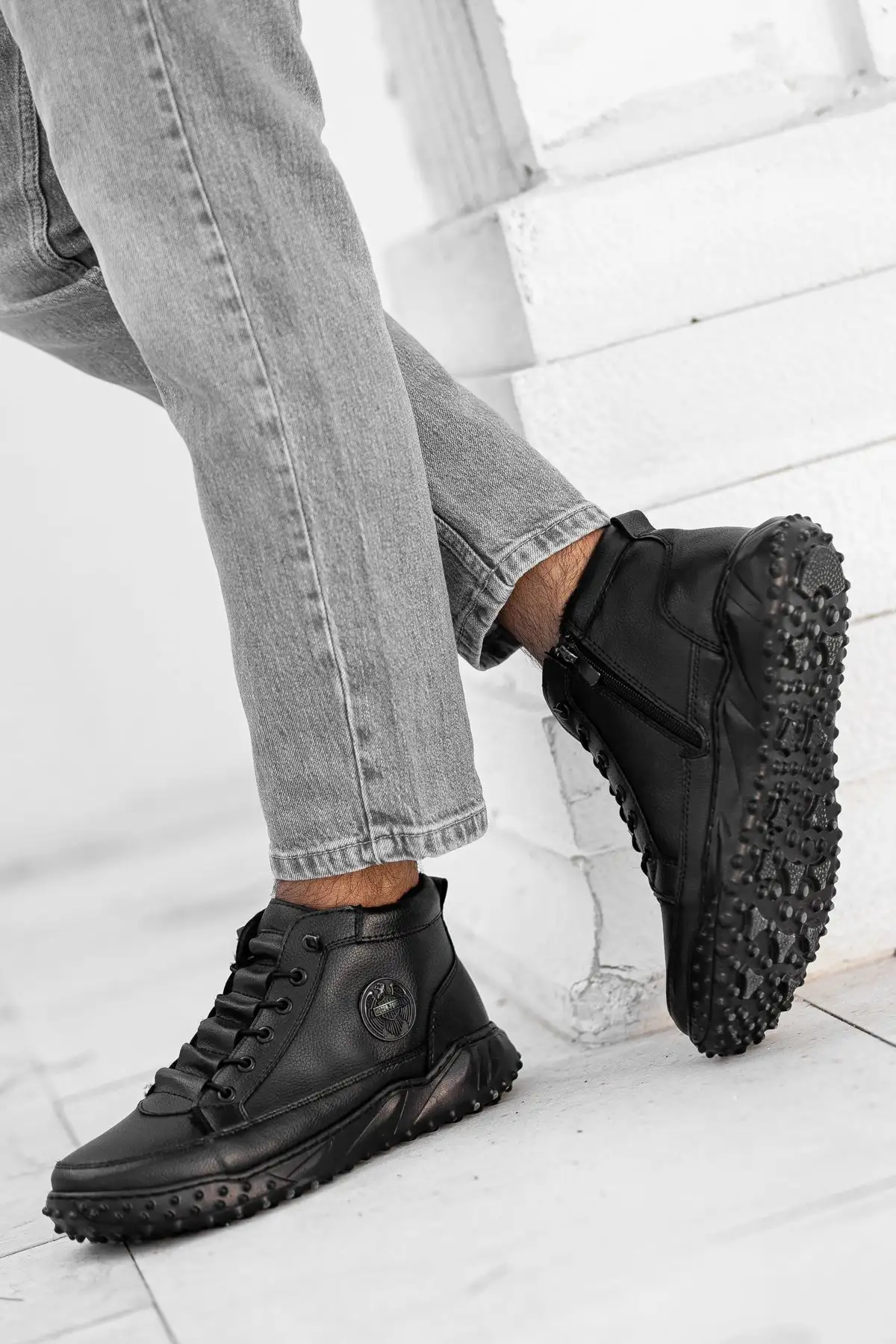 بوت مردانه کفش روزمره مشکی ضد آب با دوخت، تضمین شده، مقاوم در برابر سرما، بادوام و دارای زیره لاستیکی ضد لغزش برند EFNANSHOES - 7586 بوت مردانه کفش روزمره مشکی ضد آب با دوخت، تضمین شده، مقاوم در برابر سرما، بادوام و دارای زیره لاستیکی ضد لغزش برند EFNANSHOES - 7586