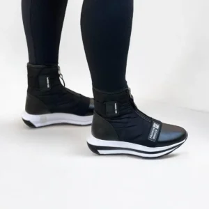 بوت و نیم‌ بوت زنانه کفش رزمره زمستانی از پارچه پاراچتی برند LABRONA - 8368