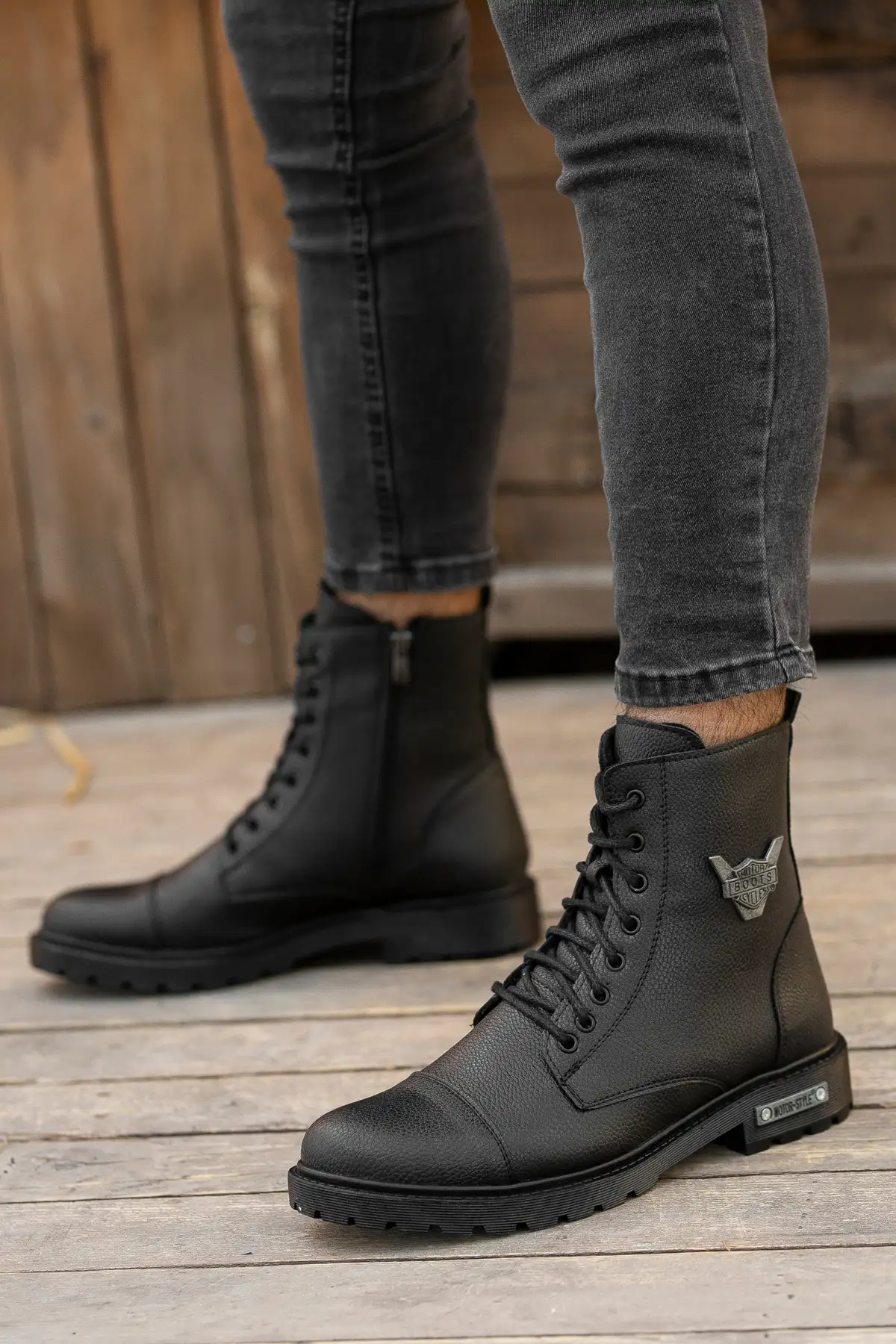 بوت مردانه  پاییزی با ضمانت، دارای خز، قابل انعطاف و ضد آب و سرما، با زیپ و بند و زیره غیر لغزنده برند Zegeshoes - 7584 بوت مردانه پاییزی با ضمانت، دارای خز، قابل انعطاف و ضد آب و سرما، با زیپ و بند و زیره غیر لغزنده برند Zegeshoes - 7584