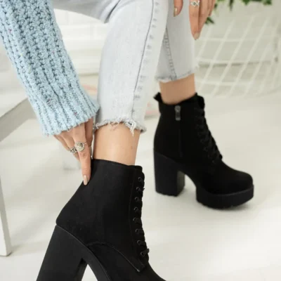 بوت و نیم‌ بوت زنانه چرم سئدی مشکی تراكتر برند salto ayakkabı - 7780