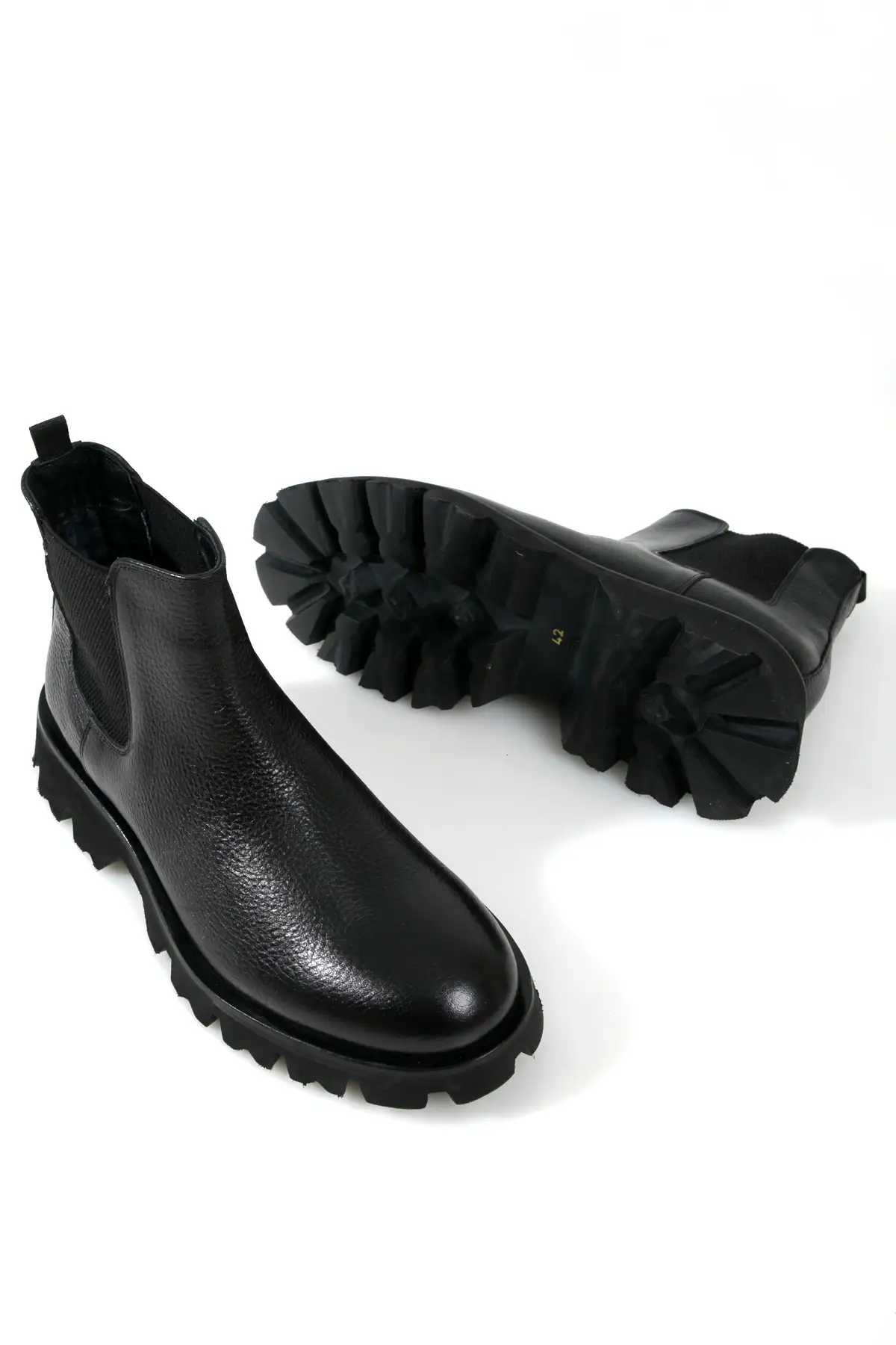 بوت مردانه چکمه چرم طبیعی  مشکی برند GERARDO AYAKKABI - 7583 بوت مردانه چکمه چرم طبیعی مشکی برند GERARDO AYAKKABI - 7583