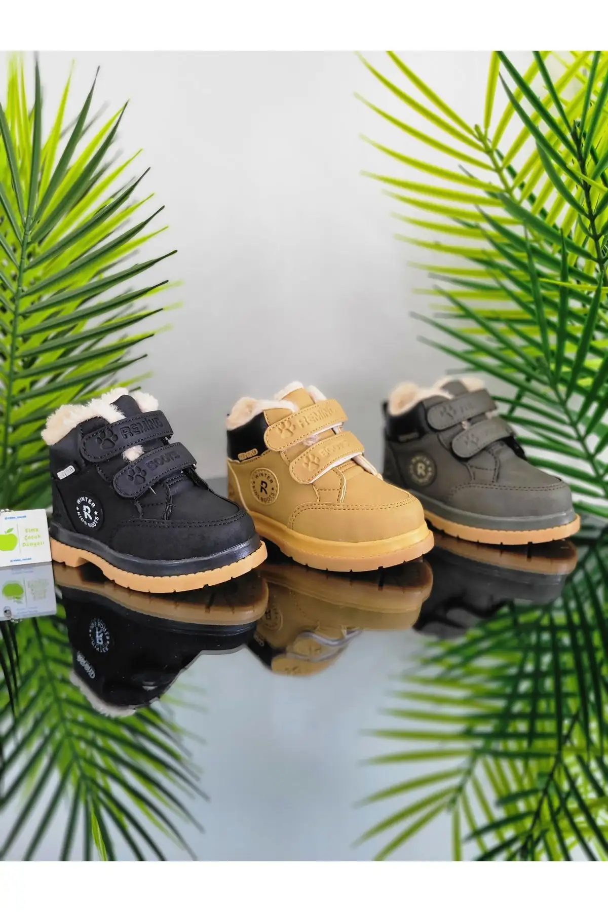 بوت بچگانه  کودکانه کفی آناتومیک با عایق پشمی و بند چسبی مخصوص فصل زمستان - جدول اندازه در تصویر آخر موجود است. برند elma bebe - 7641 بوت بچگانه کودکانه کفی آناتومیک با عایق پشمی و بند چسبی مخصوص فصل زمستان - جدول اندازه در تصویر آخر موجود است. برند elma bebe - 7641