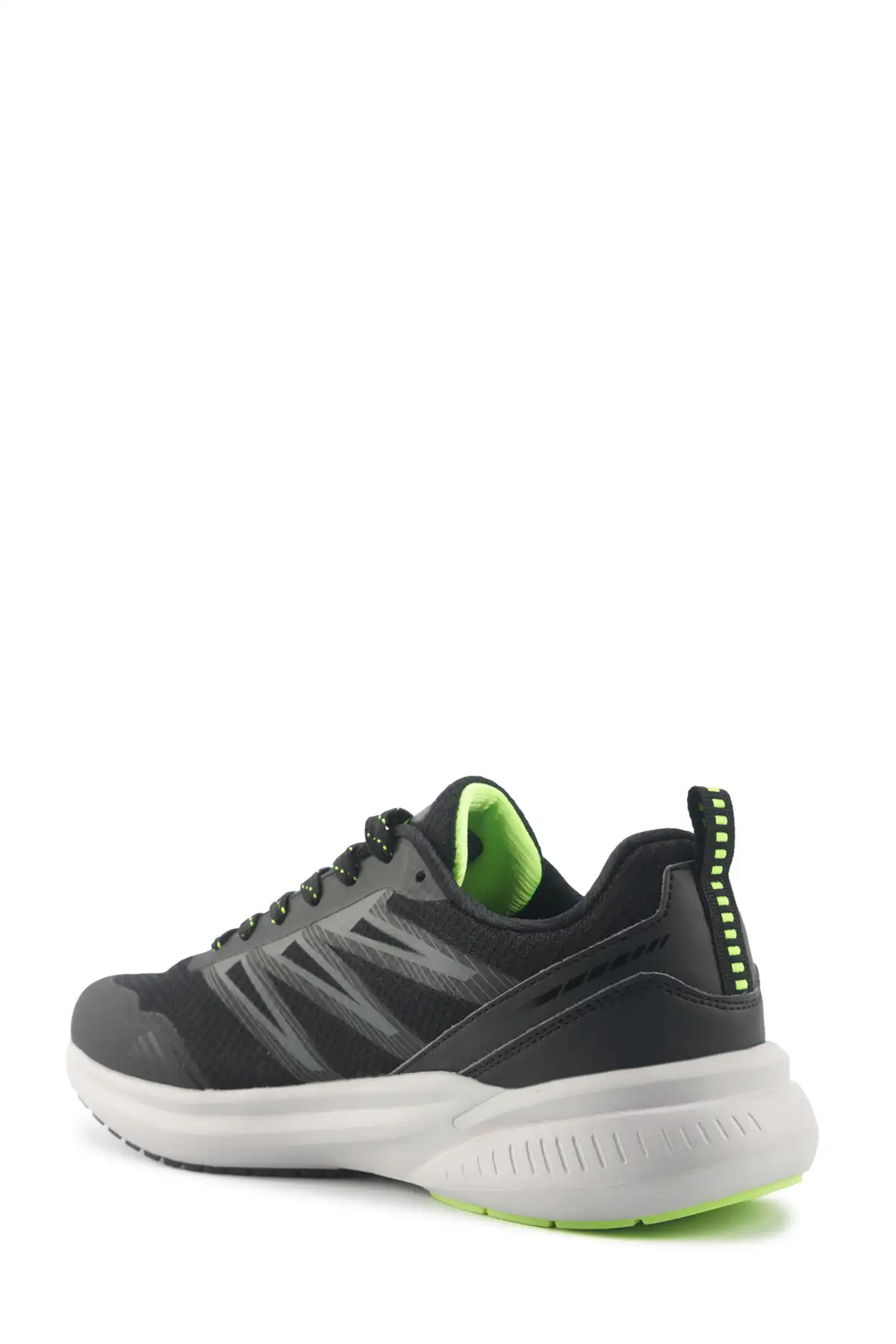 کفش اسپرت مردانه دویدن راکت تی ایکس ۵ اف ایکس مشکی برند Kinetix - 8046 کفش اسپرت مردانه دویدن راکت تی ایکس ۵ اف ایکس مشکی برند Kinetix - 8046