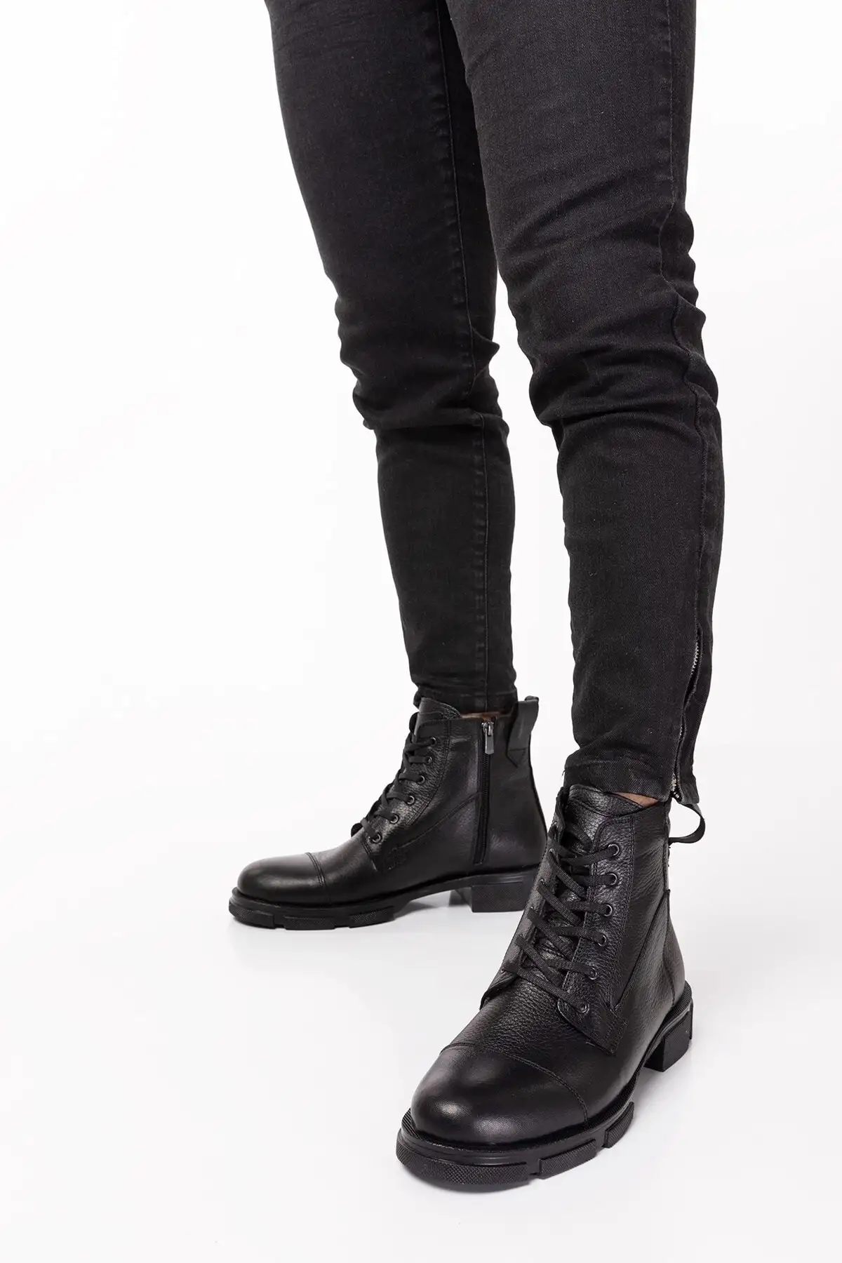 بوت مردانه  چرمی واقعی با داخلی پشمی ضد آب و ضد سرما برند depderi - 7600 بوت مردانه چرمی واقعی با داخلی پشمی ضد آب و ضد سرما برند depderi - 7600