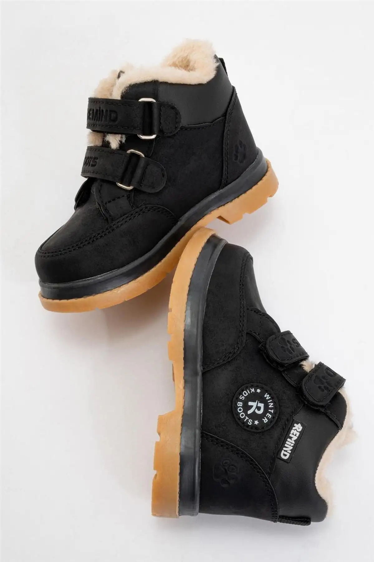 بوت بچگانه   زمستانی با آستر پشمی (اندازه 22-25) مشکی برند Liger - 7915 بوت بچگانه زمستانی با آستر پشمی (اندازه 22-25) مشکی برند Liger - 7915