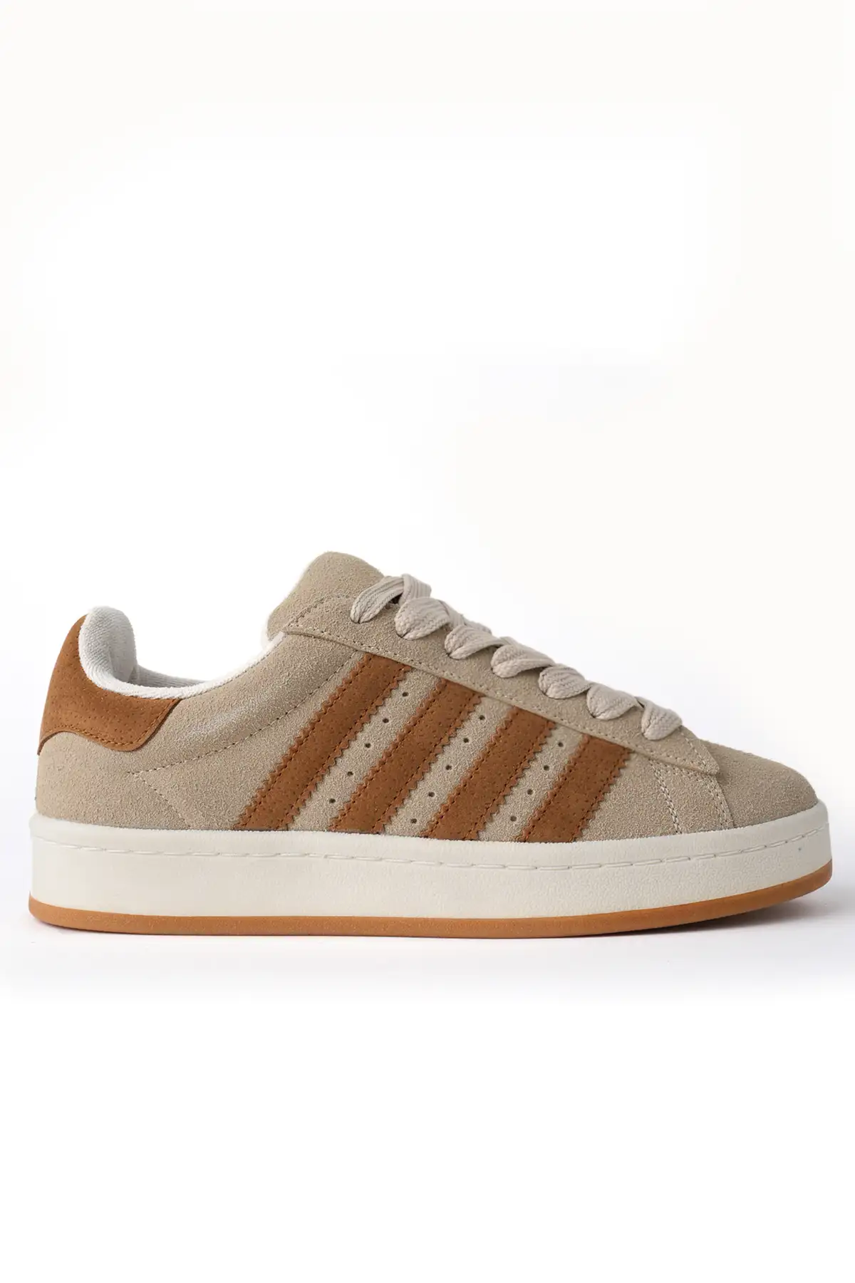 کفش سایز بزرگ مردانه کتانی ورزشی بژ قهوهای برند Freemax - 7882 کفش سایز بزرگ مردانه کتانی ورزشی بژ قهوهای برند Freemax - 7882